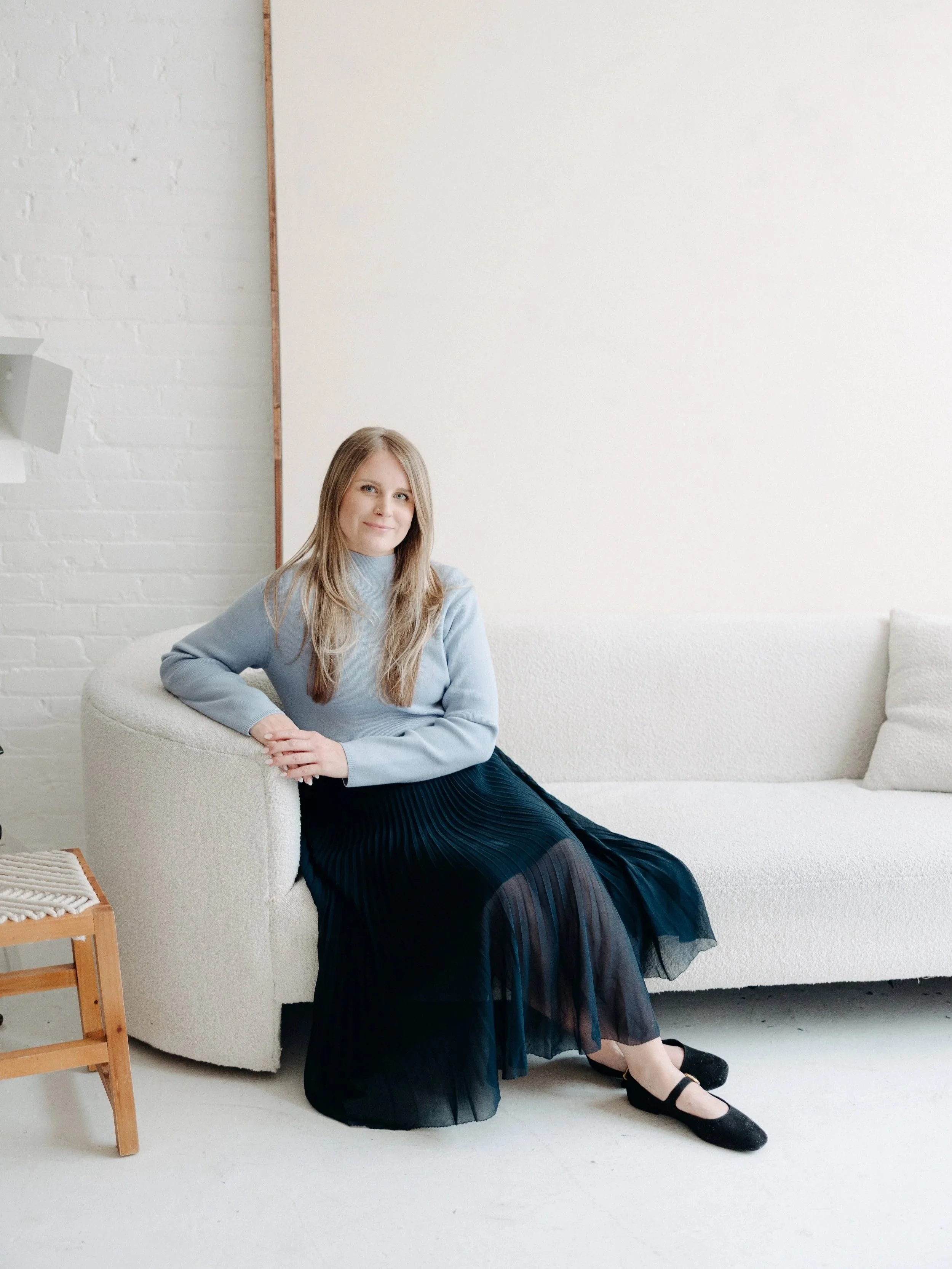 Healing Nook Psychotherapy with Hanna Anderson in Toronto, Canada