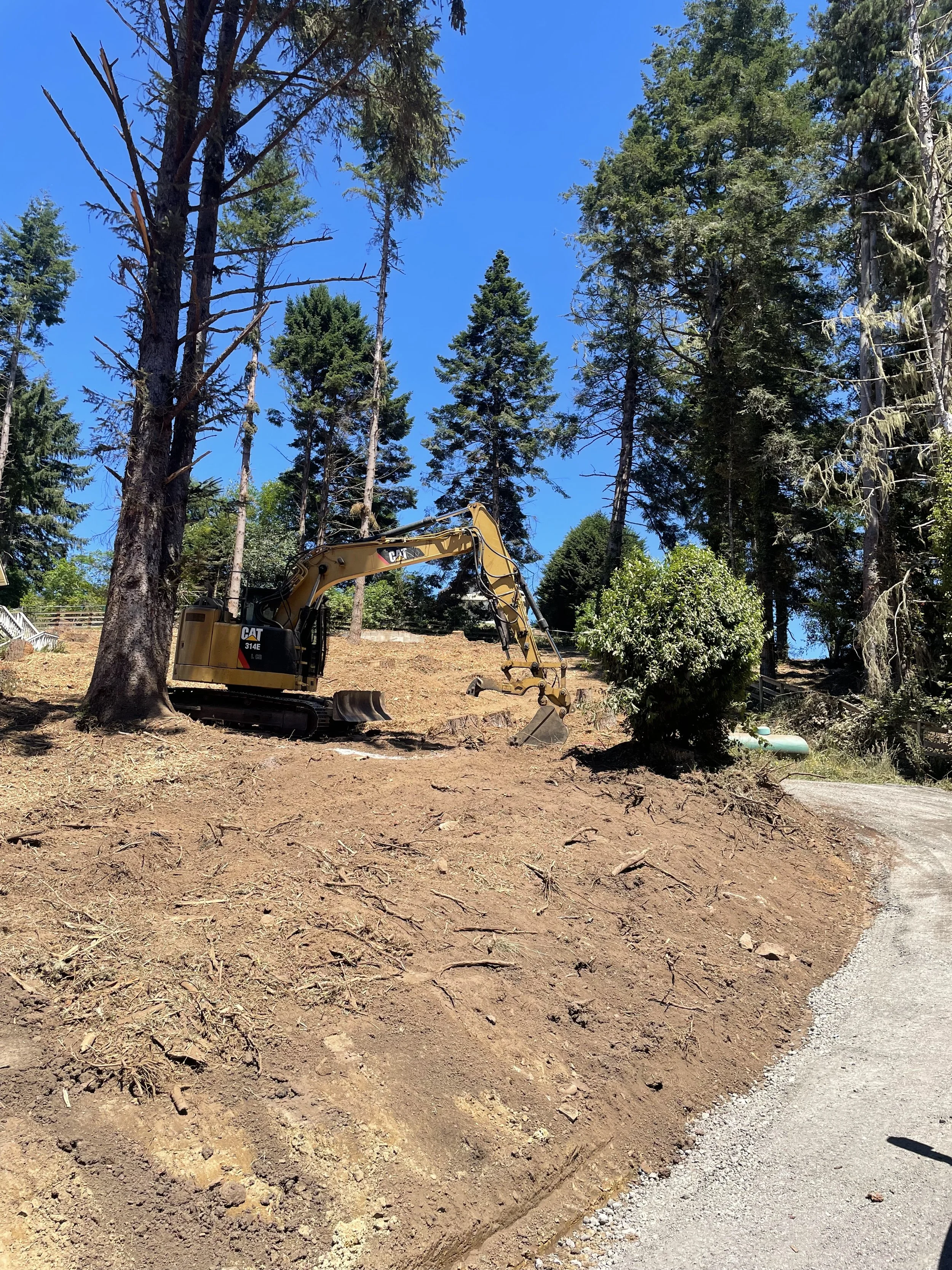 Excavating/Earth works