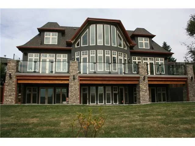 Briar Hill Residence