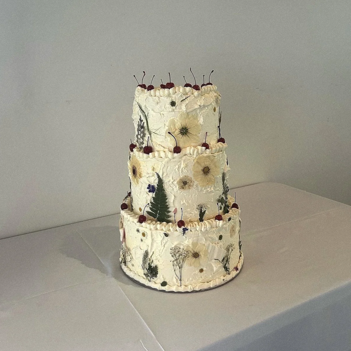 10" 3 layer, 8" 3 layer, & 6" 3 layer round