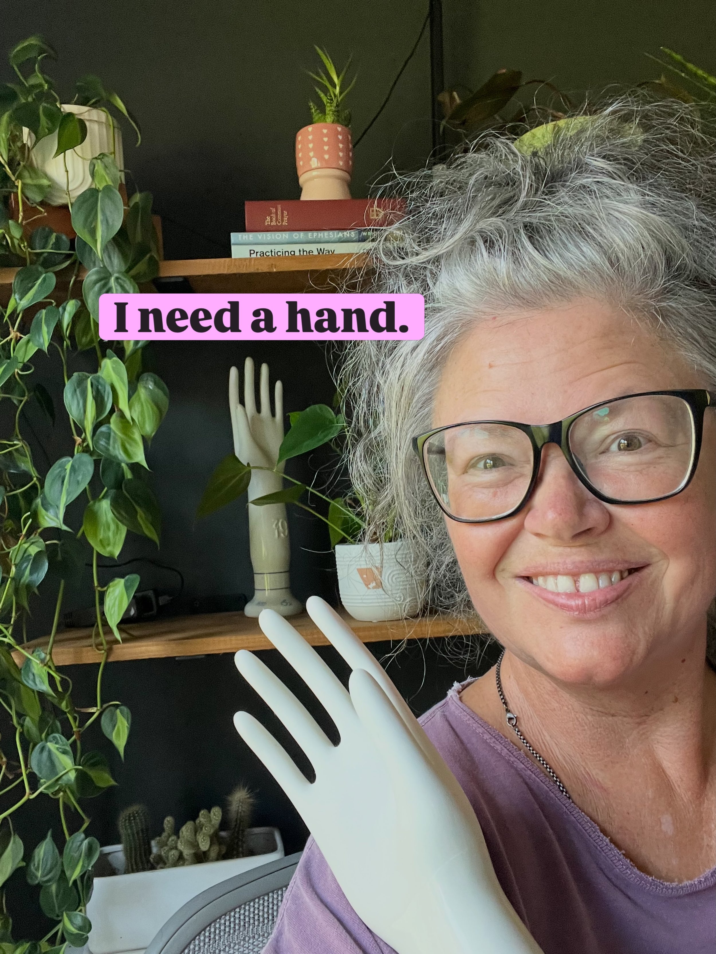 Anyone wanna give me a hand? 😂

I get a lot of questions about essential oils. Some are easy to answer. Some are super complex.

In an effort to support and educated my customers and my team, I&rsquo;m planning a series of super short videos (60 sec