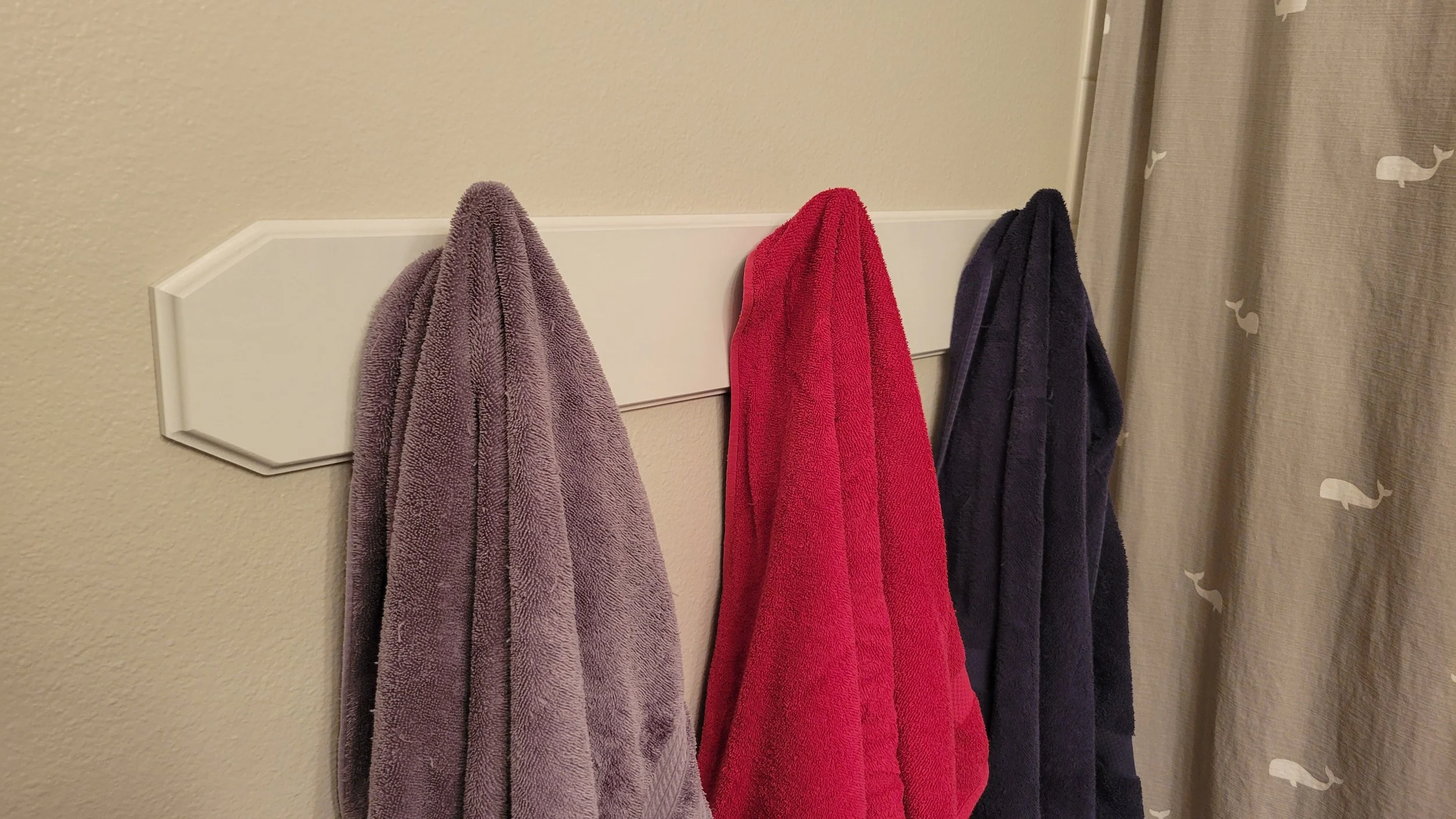 Handcrafted Wooden Coat Rack & Towel Holder – Classic, Nostalgic Design