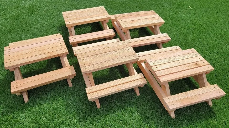 Wooden Squirrel Picnic Table 7.jpg