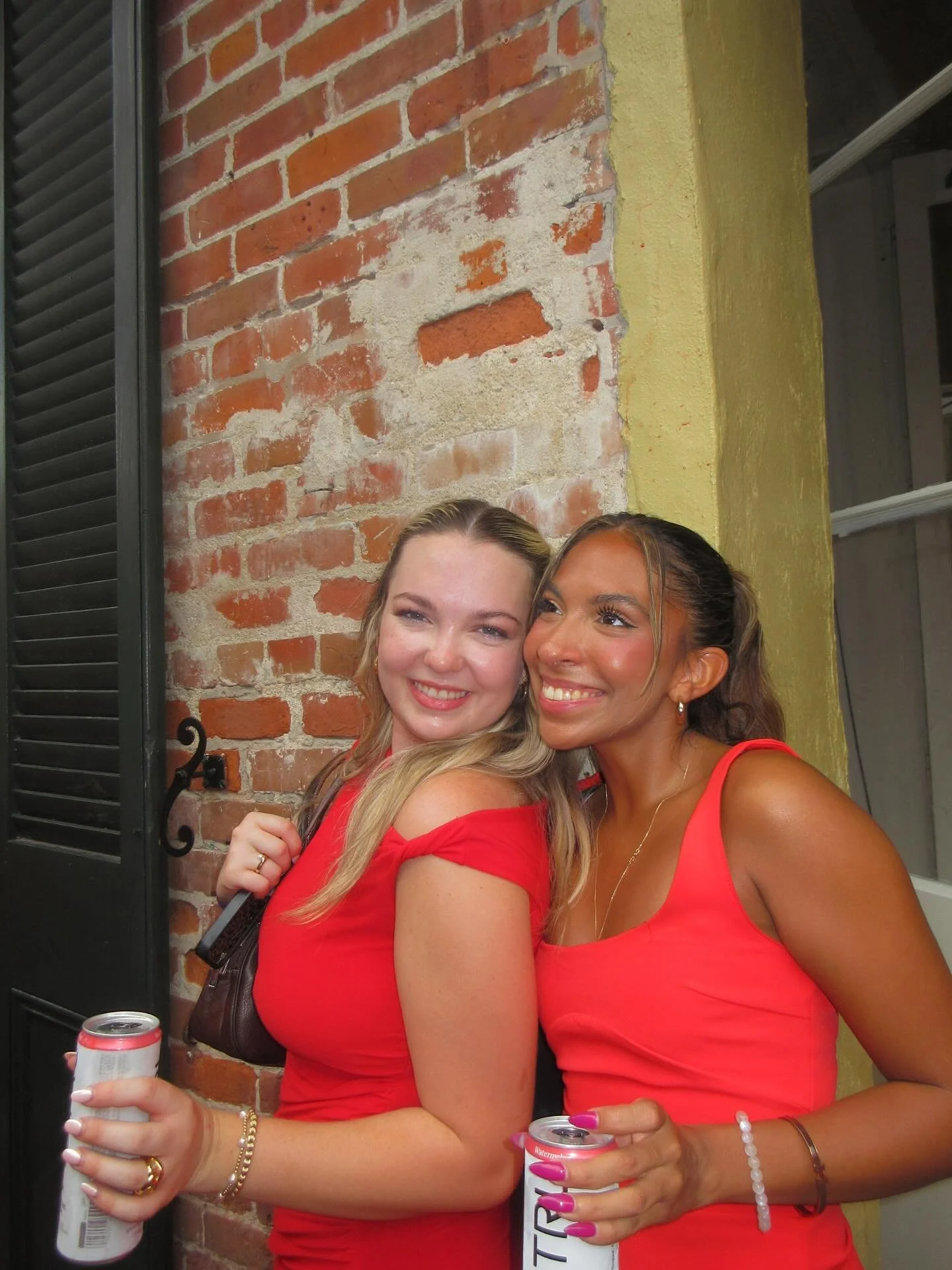 Red dress run✅ 
Drink around the world✅
Ready for senior yearrrrrrrr✅❤️💛