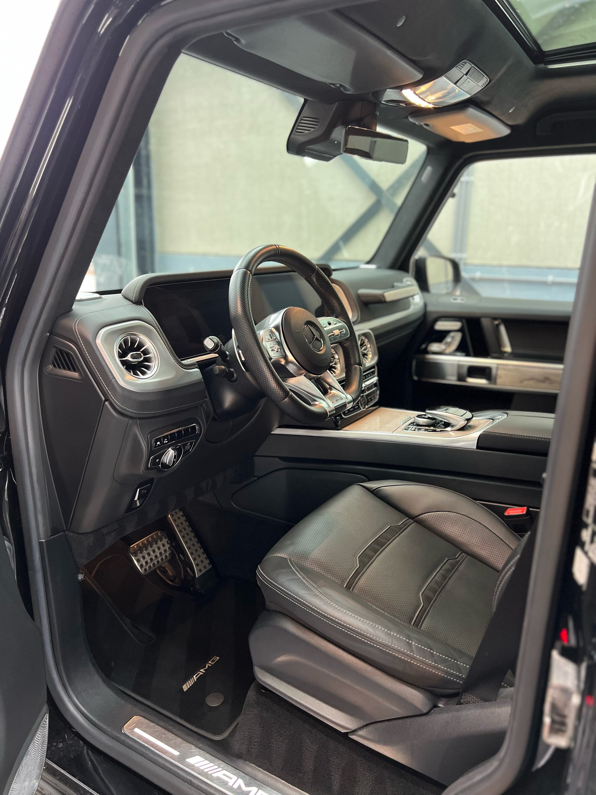 Het opgefriste interieur na interieur detailing