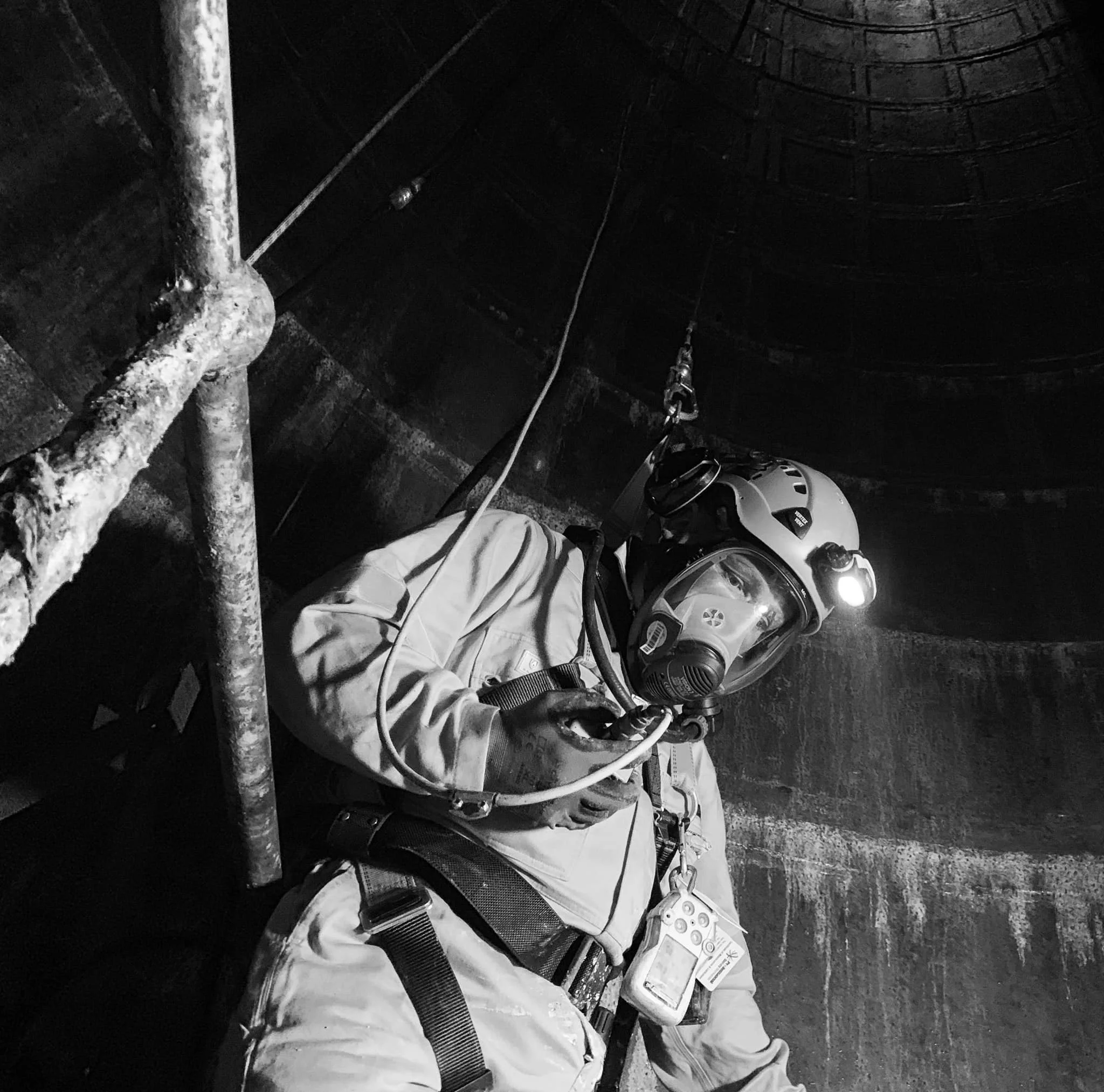 30m Deep Complex High Risk Confined Space Entry