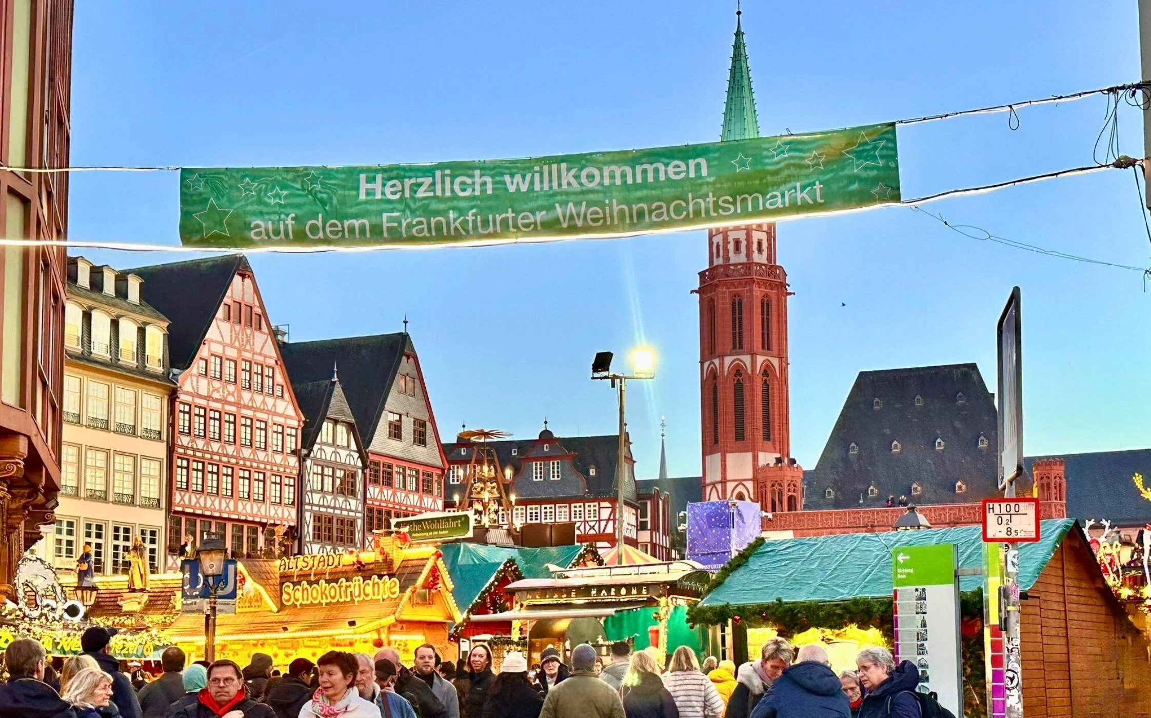 4_ is-frankfurt-christmas-market-worth-it-honest-review.jpg.jpg