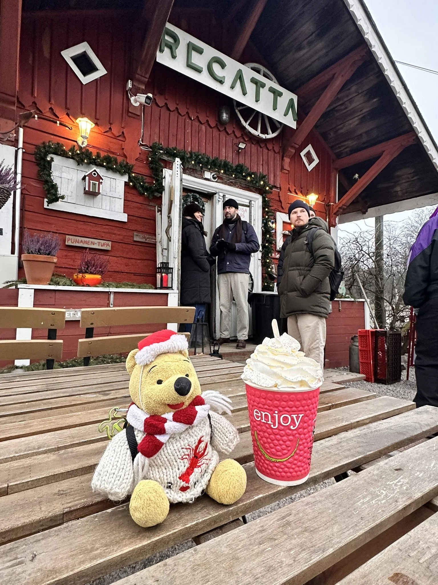 Cafe-Regatta-hot-chocolate-whipped-cream-Helsinki
