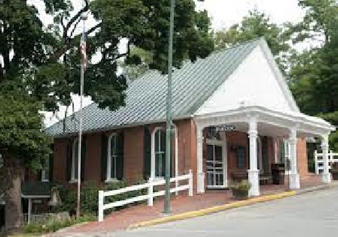 Stop 10 - Weston Historical Museum