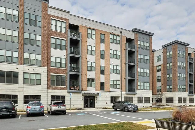 3501 Bellflower Lane Unit 201
Rockville, MD 20852
$725,000