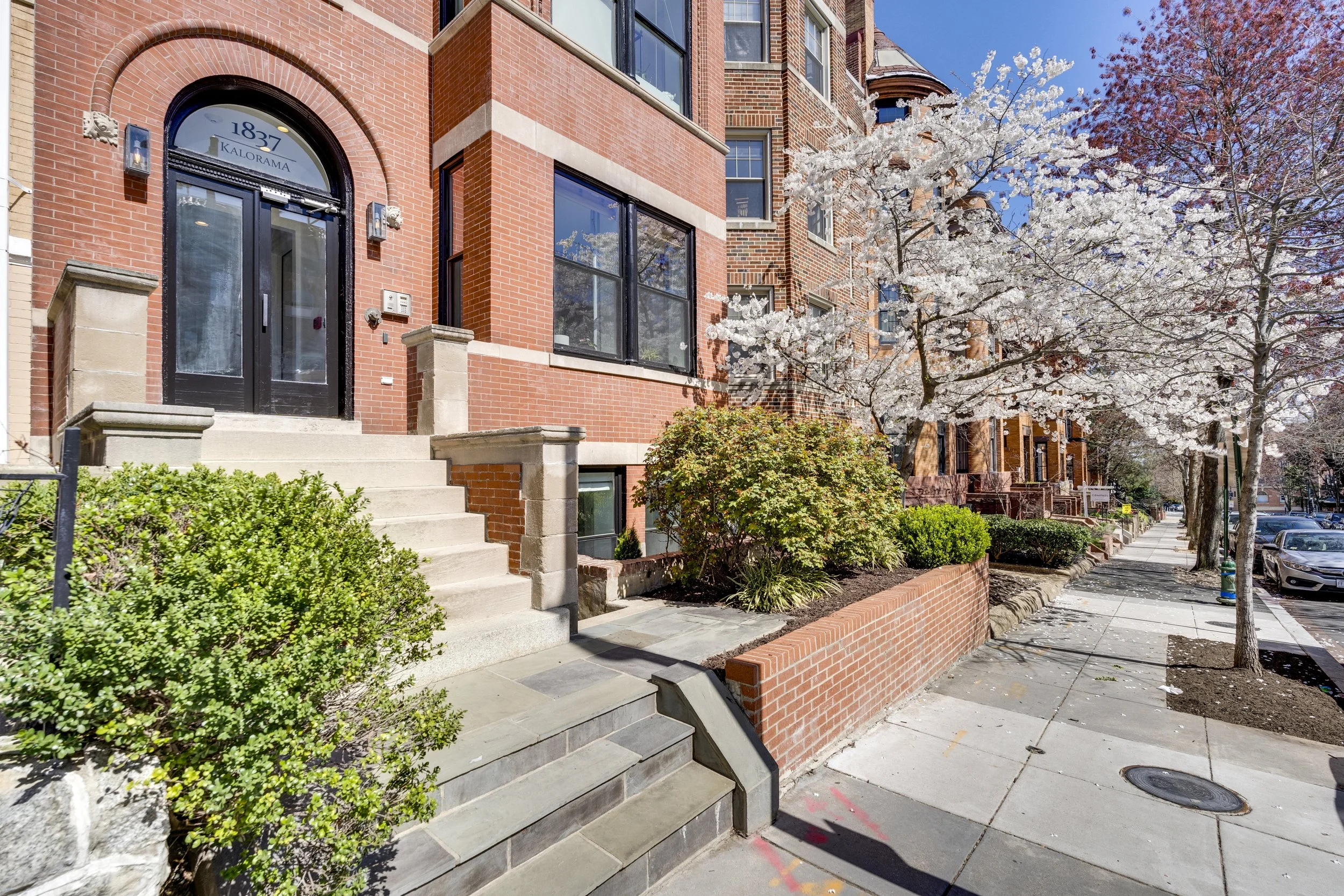 1837 Kalorama Rd Unit 1
Washington, DC 20009
$785,000