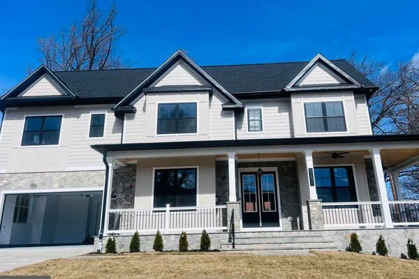 8728 Ewing Drive
Bethesda, MD 20817
$2,685,000