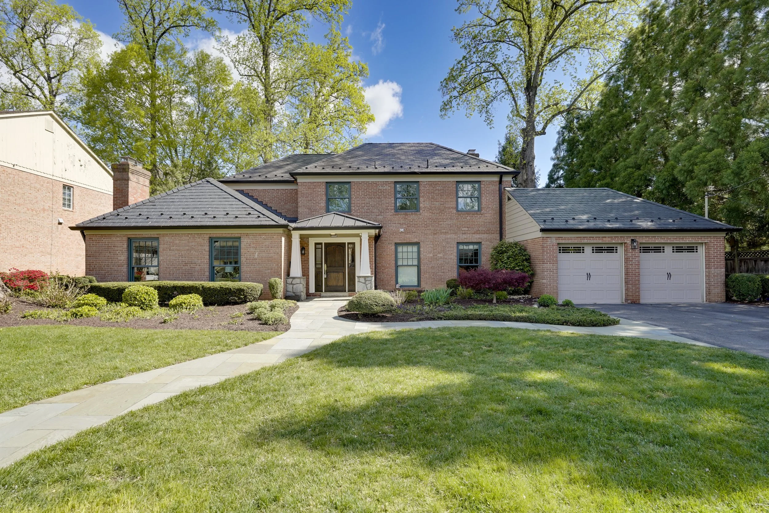6109 Clearwood Road
Bethesda, MD 20817
$1,859,900