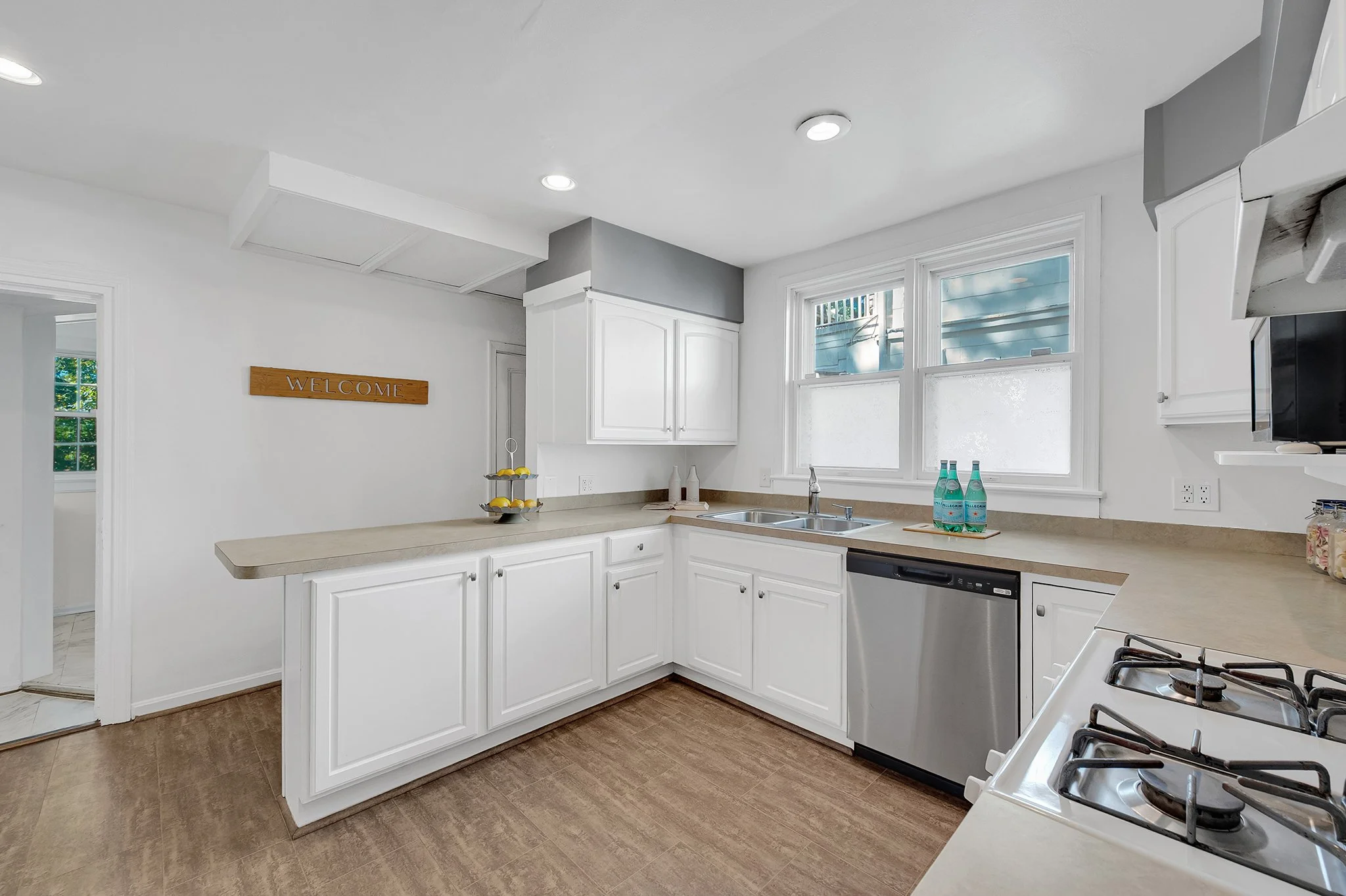 ForestGlen2418_2181.jpg