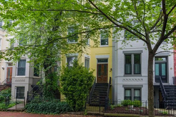 505 Constitution Ave NE
Washington, DC 20002
$1,035,000