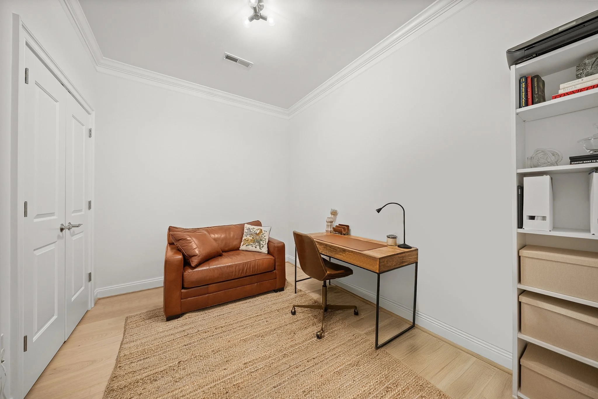 02 RStreet1210.213.jpeg