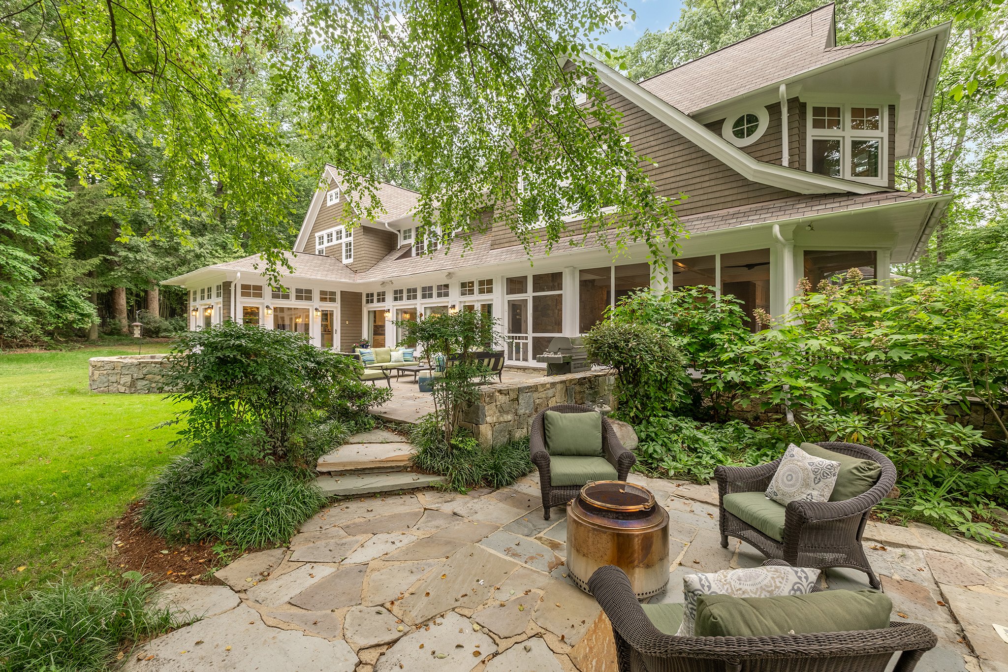 7030 Armat Dr EXT-0032.jpg