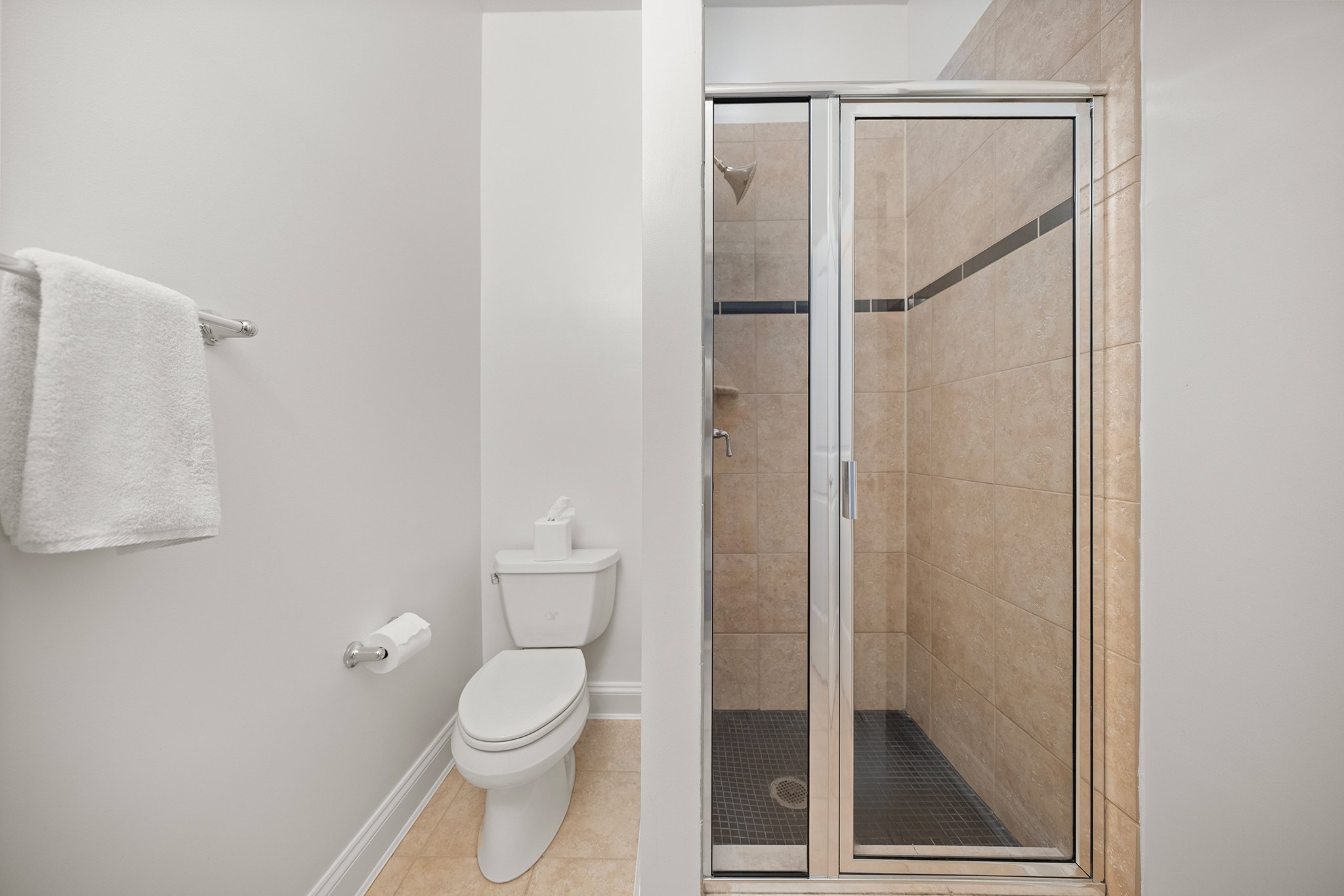 05 RStreet1210.213.jpeg