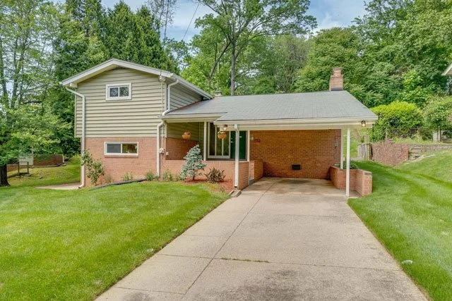 217 Hillsboro Drive
Silver Spring, MD 20902
$650,000