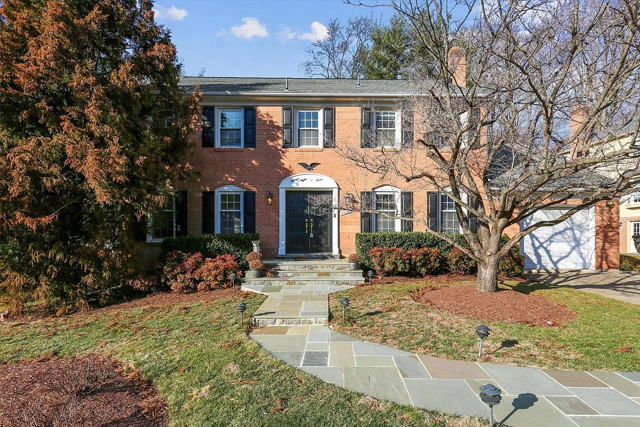 11803 Old Gate Place
Rockville, MD 20852
$1,150,000
