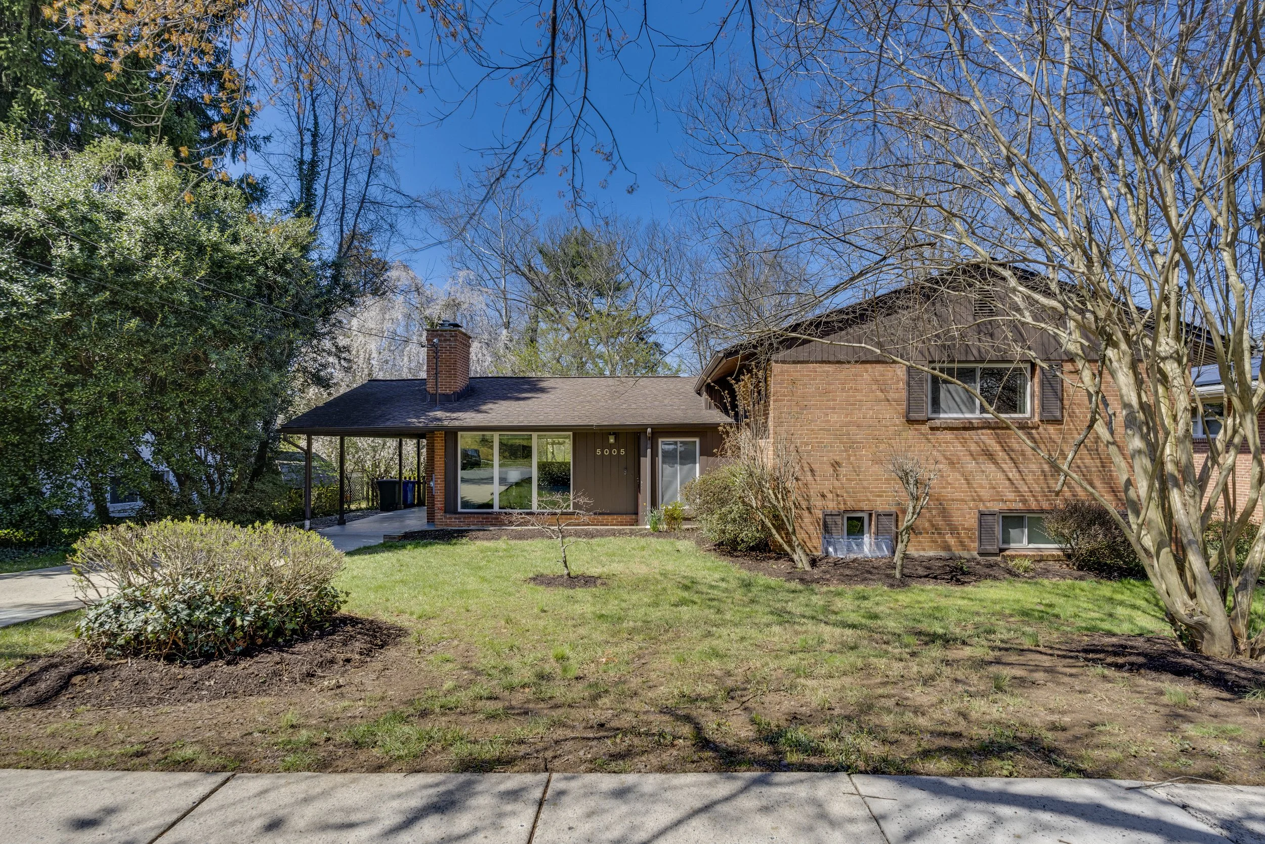 5005 Elsmere Avenue
Bethesda, MD 20814
$1,160,000