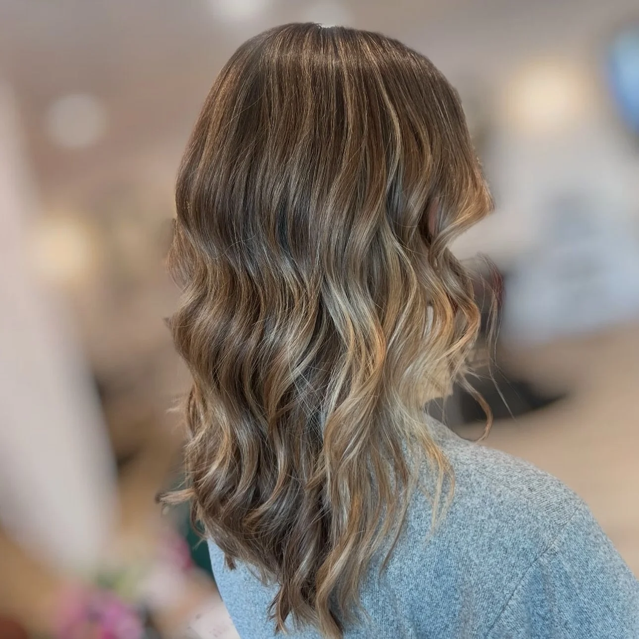 Soft ribbons of blonde blended into the perfect lived-in brunette. 

Hair by Morgan @hair.etc.by.morgan 

#plushingtonbeautybar #livedinhair #bronde #fraservalleyhair #langleybc