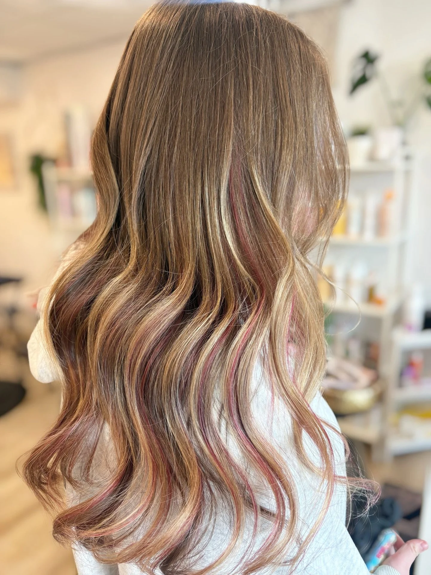 Just a touch of pink 🪄🌸

Hair by Chelsea @hairdesignbychels 

#pinkhair #plushingtonbeautybar #pinkbalayage #langleyhairsalon