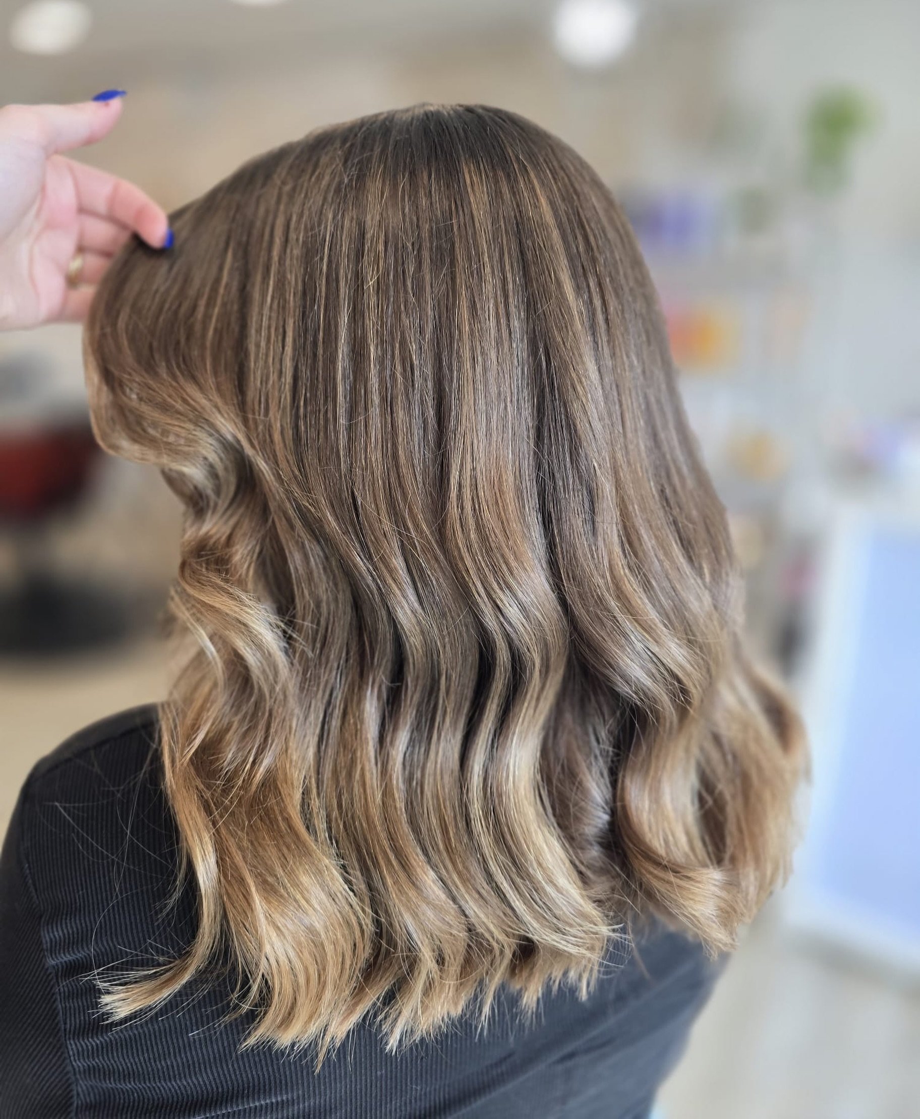 Happy Victoria Day Queen.

The salon is closed today, but you can still email for any inquiries and book online 📧 
plushingtonbeautybar@gmail.com

Hair by Mandi @mandilynne.yvr