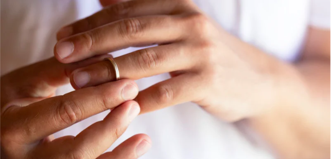 Facing Divorce with Faith &amp; Forgiveness