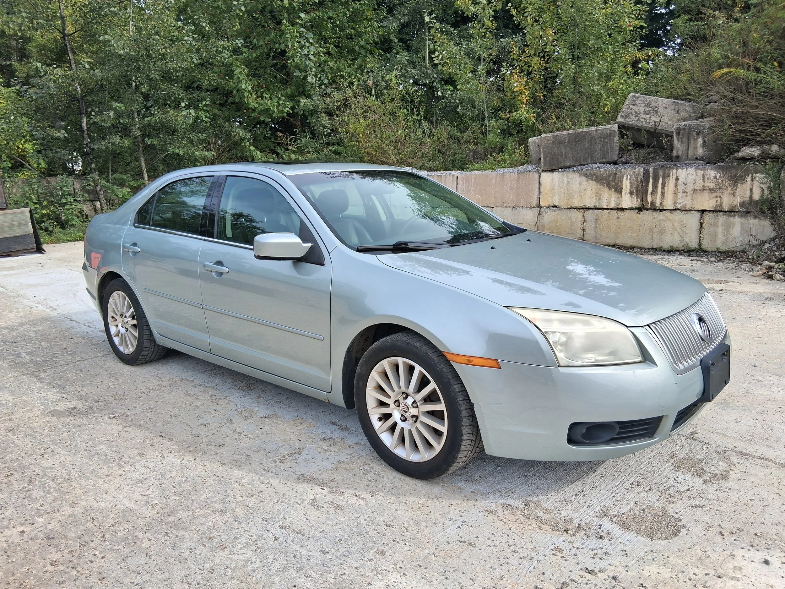 06 Milan passenger side.jpg