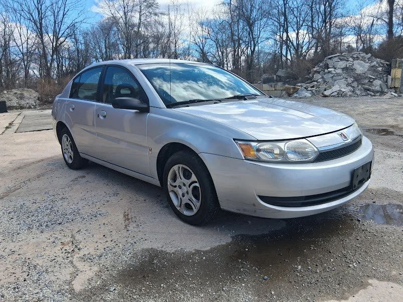 04 Saturn Ion front pass.jpg