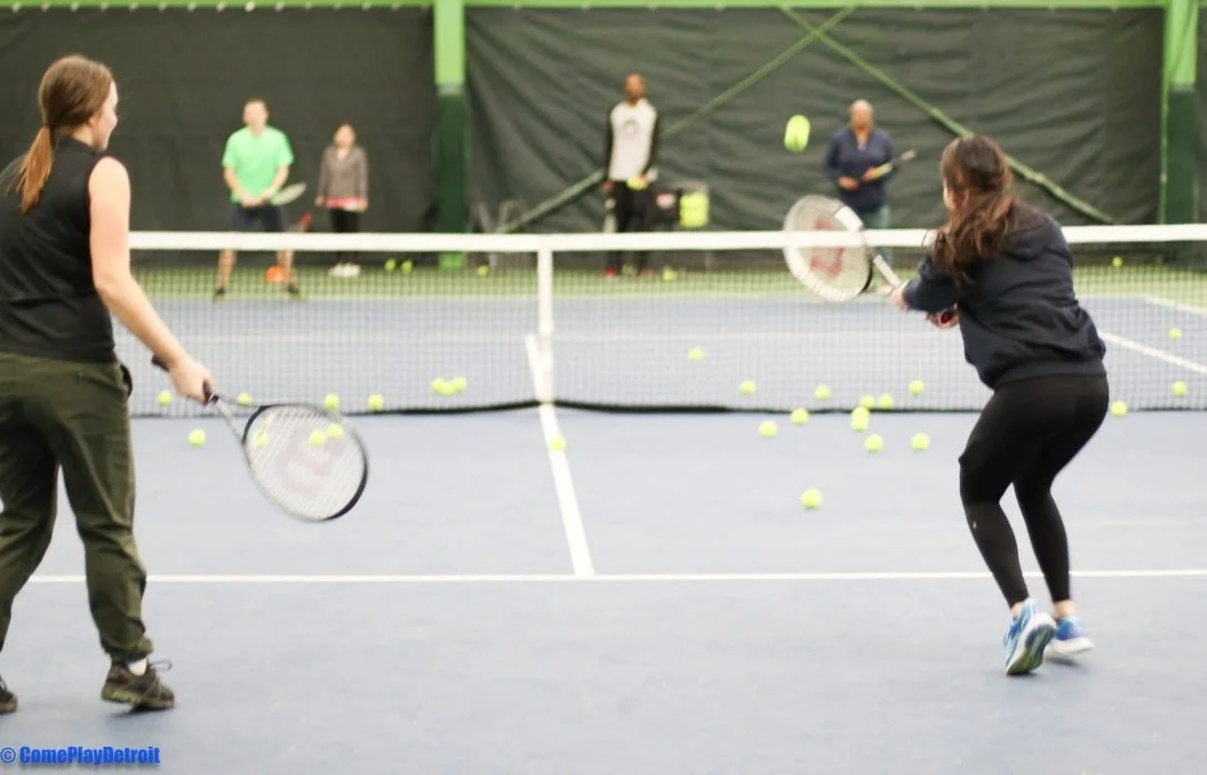 Drill N&rsquo; Play Tennis is coming back, and if you&rsquo;ve been looking for something fun to get out of the house, this might be it&hellip; 🤩

✔️ Guided drills
✔️ Live match play
✔️ Beginner + Intermediate friendly
✔️ No partner needed

League D