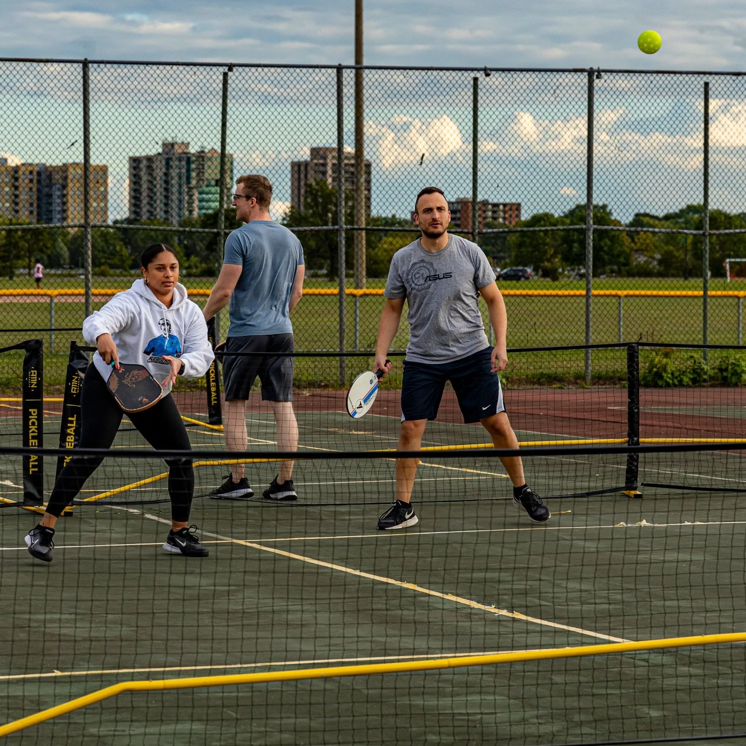 This is one of the best ways to spend your summer evening. 🏓

You get out, move around a little,
get a few games in&hellip; all while it never really feels like a workout. That&rsquo;s Pickleball. 🤝

Some people are brand new.
Some are actually try