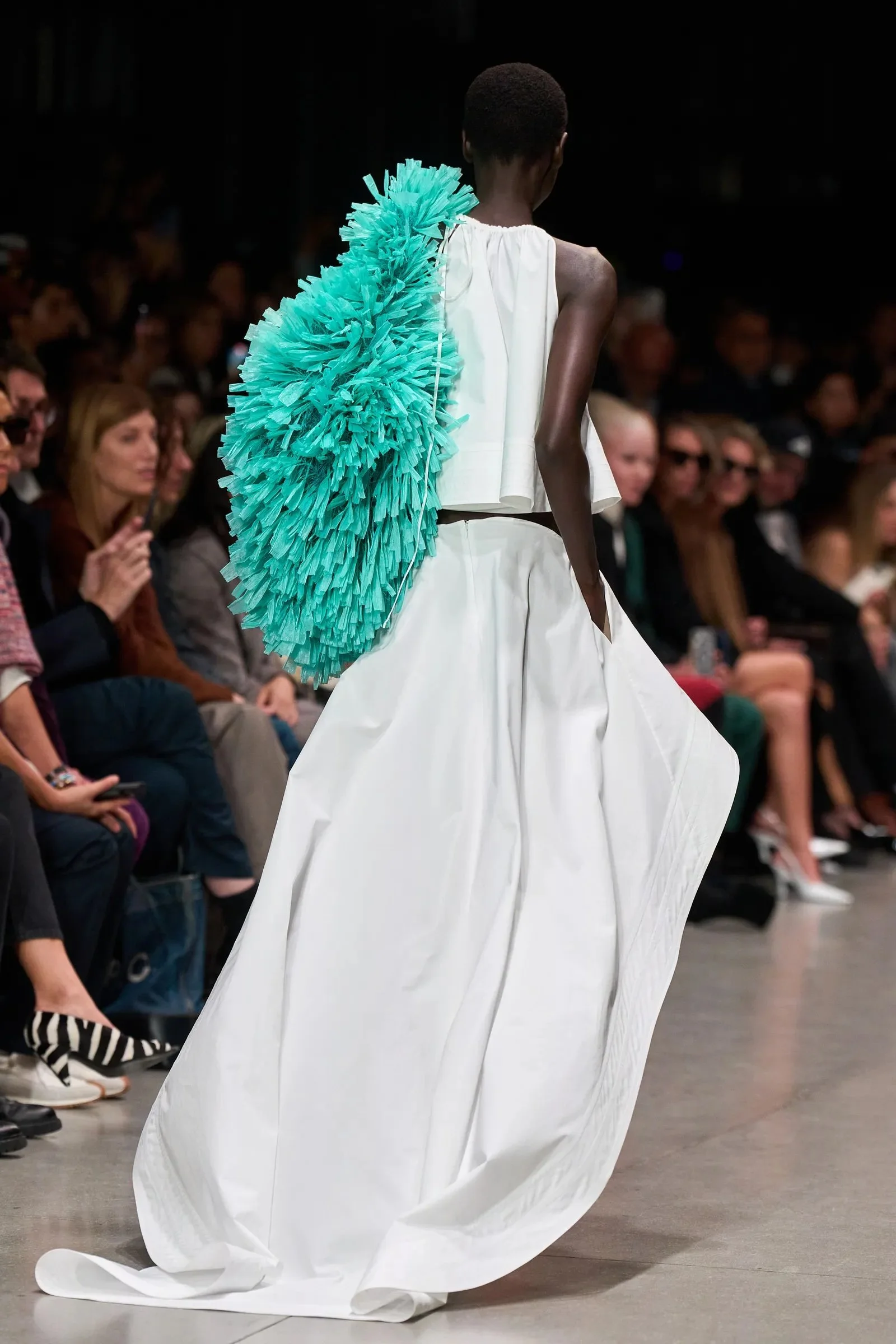 00047-stella-mccartney-spring-2026-ready-to-wear-details-credit-gorunway.jpeg