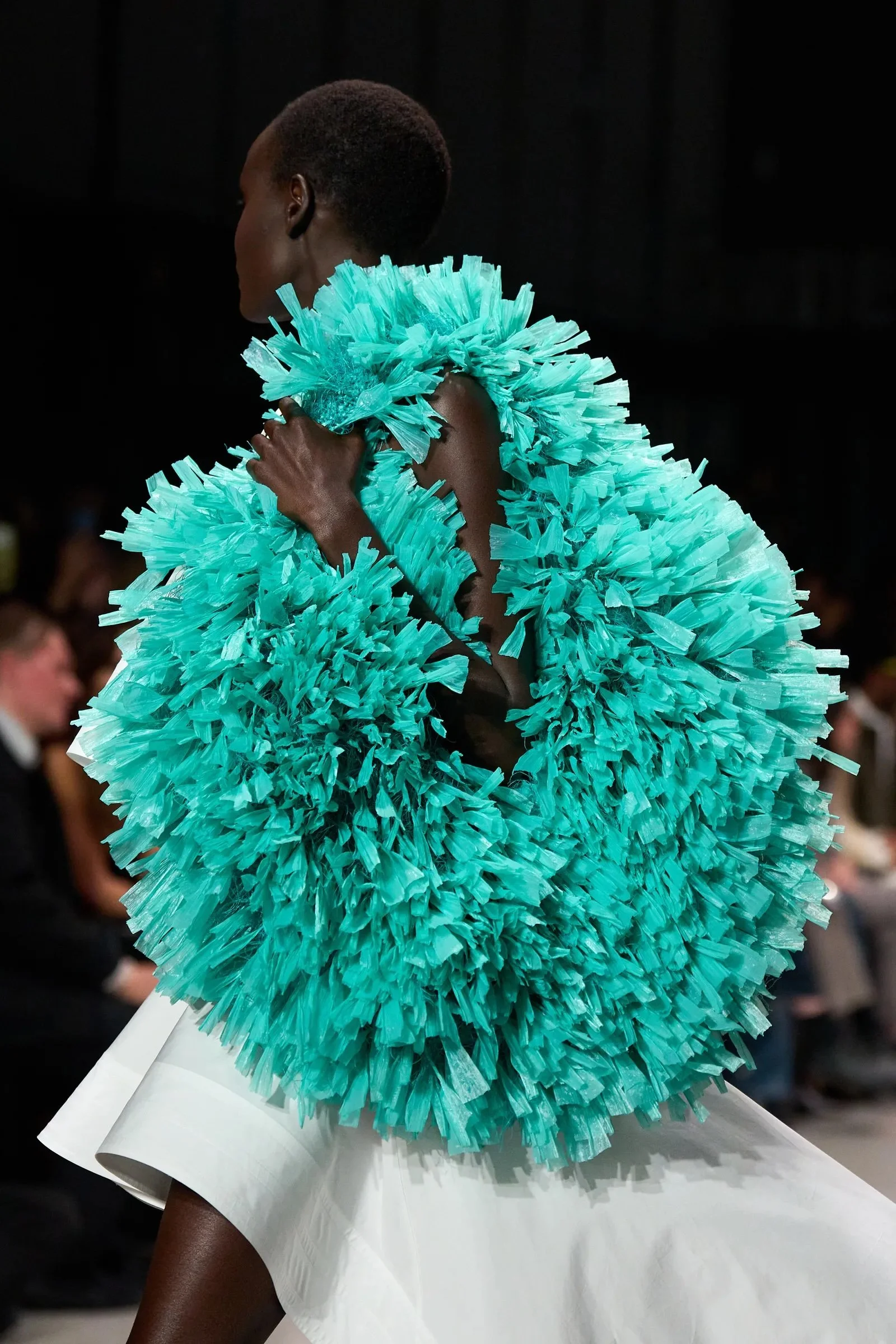 00049-stella-mccartney-spring-2026-ready-to-wear-details-credit-gorunway.jpeg