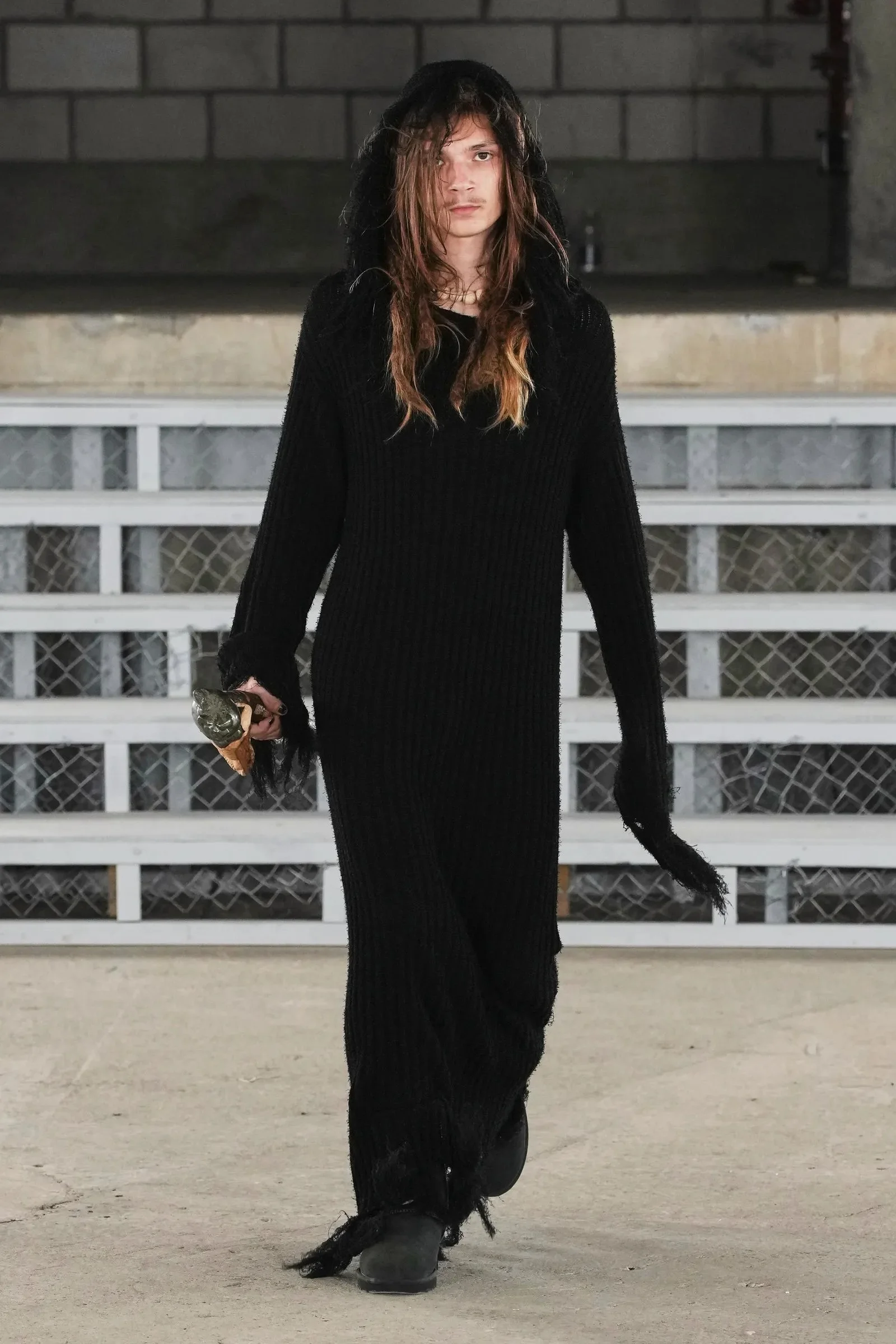 00001-ashley-williams-spring-2024-ready-to-wear-credit-gorunway.jpeg
