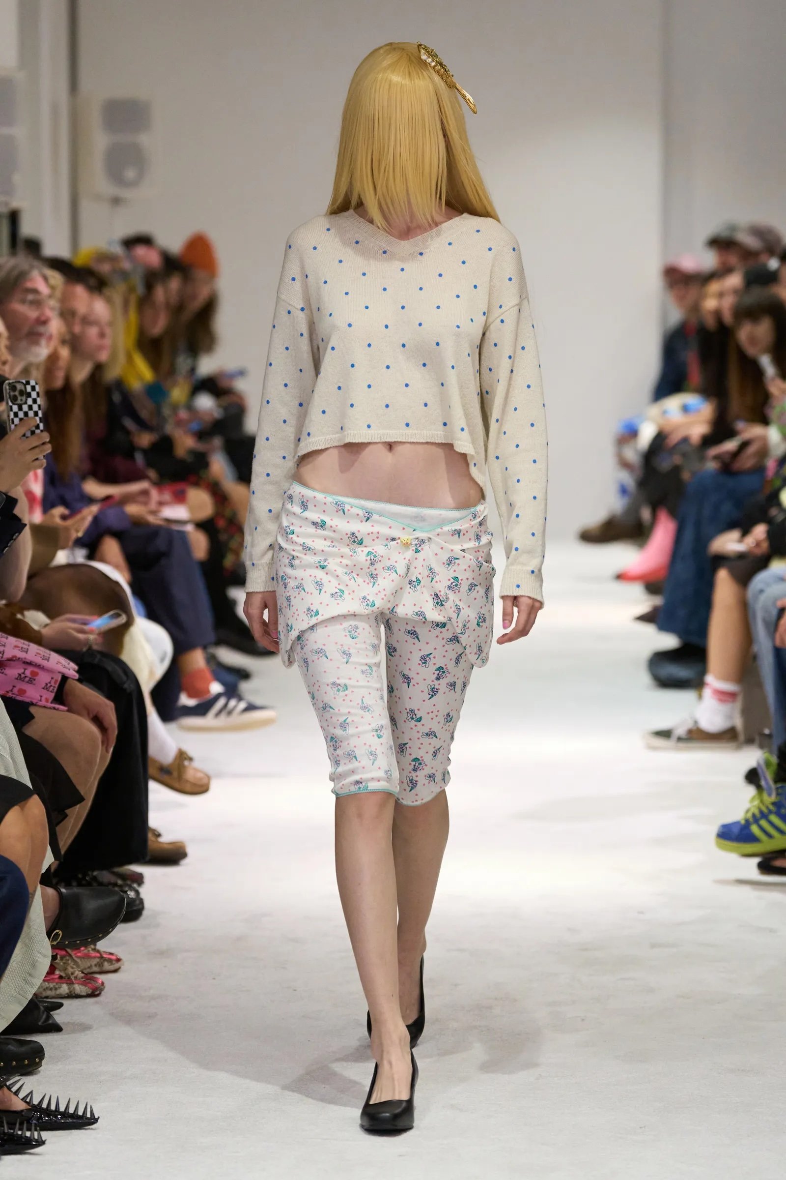 00007-ashley-williams-spring-2025-ready-to-wear-credit-gorunway.jpeg