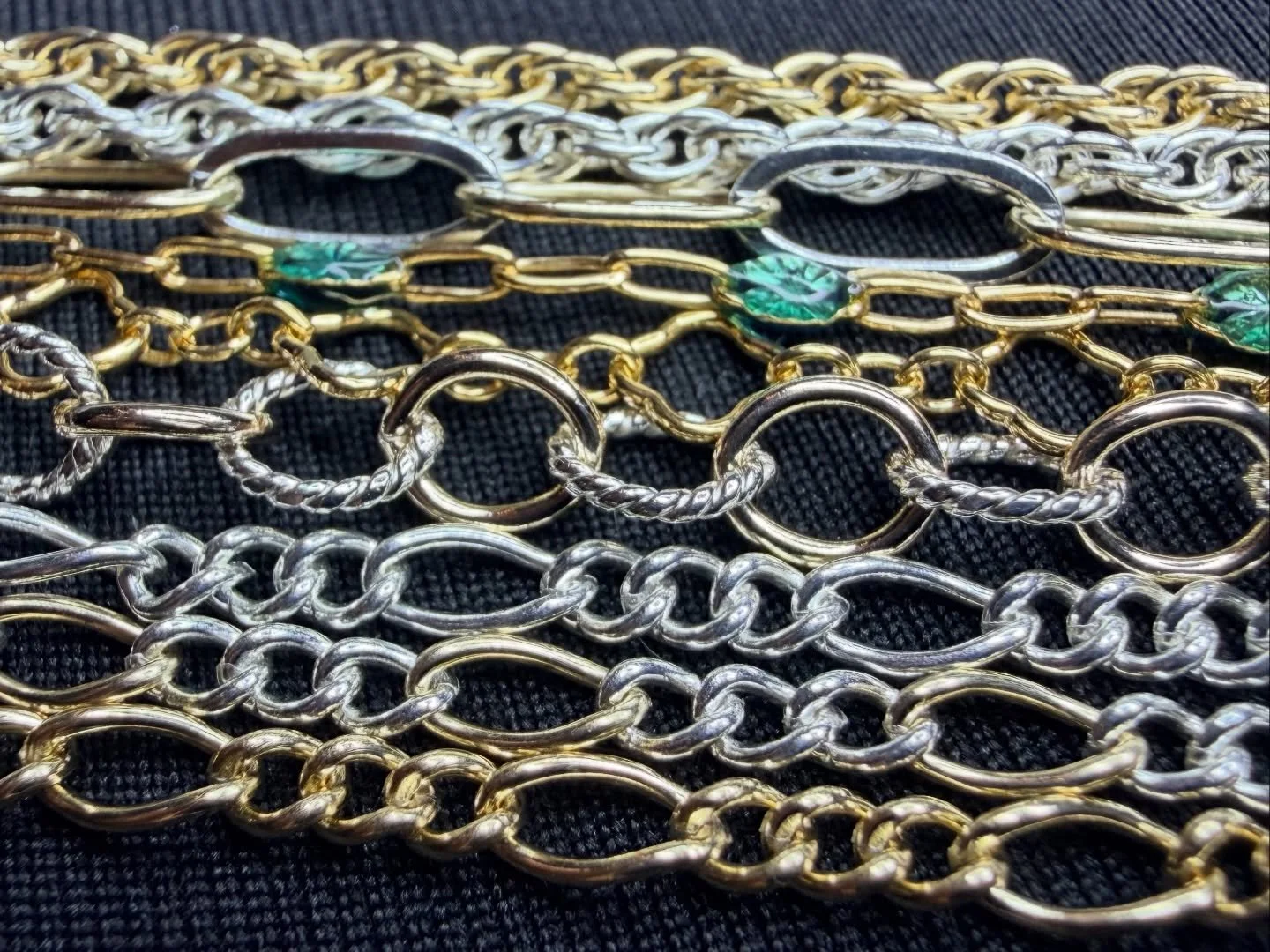 St. Patrick&rsquo;s Day stacks loading&hellip; greens, golds, and all the sparkle. 🍀 Come get lucky and find this stack live and in person at Aqua Spa during piercing events on the weekends! You can also book a private party and gather your friends 