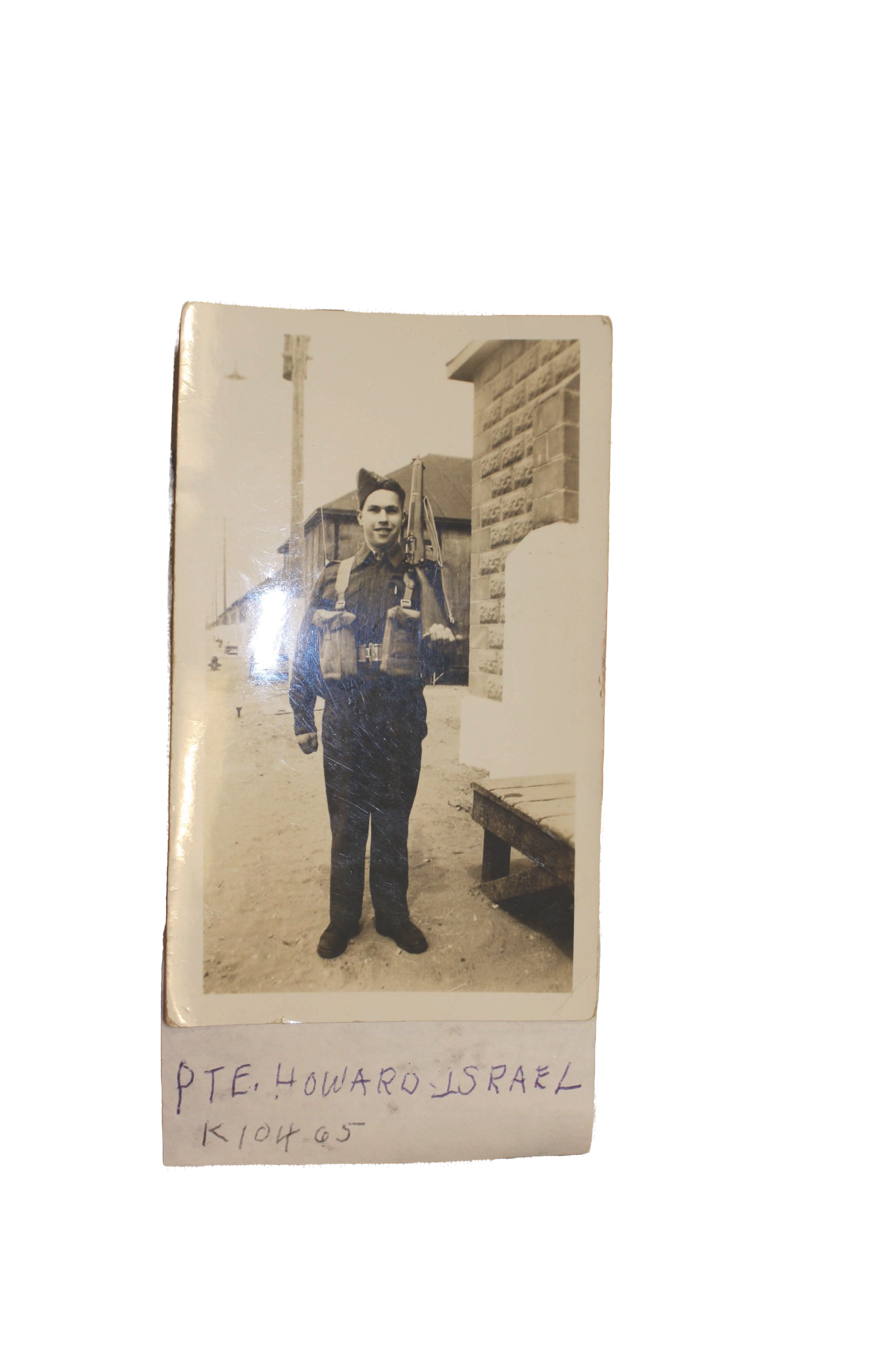 Israel.Howard.WW2-1.Full+uniform.png