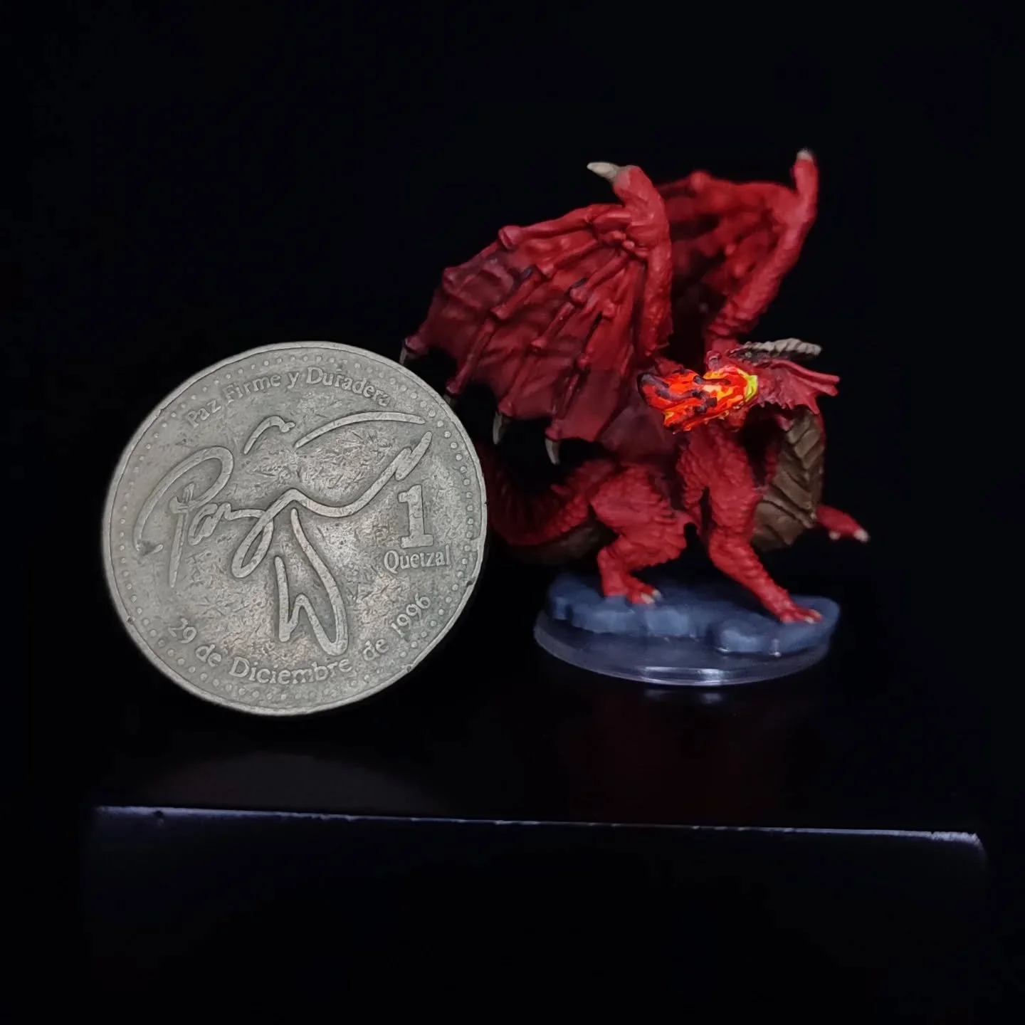 Red Drag&oacute;n 
Miniatura para Dungeons &amp; Dragon's hecha por @wizkidsgames 
Pintada por Fernando Gutierrez 
.
#dungeonsanddragons #estudioalquimiagt #guatemala