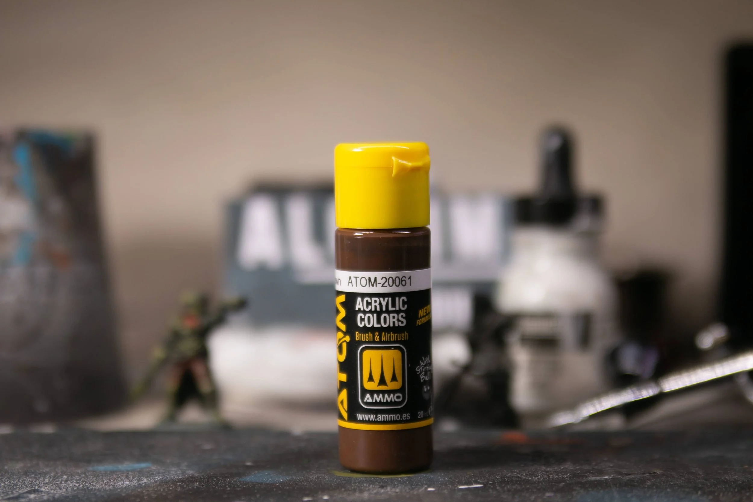 ATOM COLOR Marrón OTAN