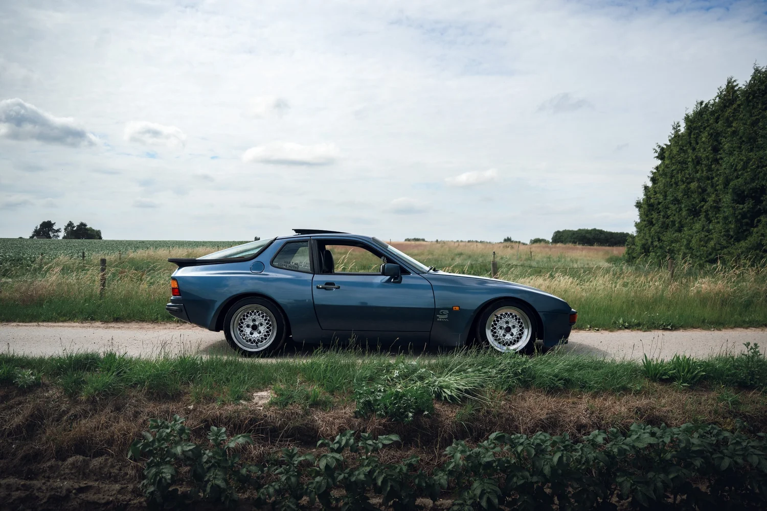 Porsche 944 automotive fotografie, fotograaf Puurs, Antwerpen, yelu visuals