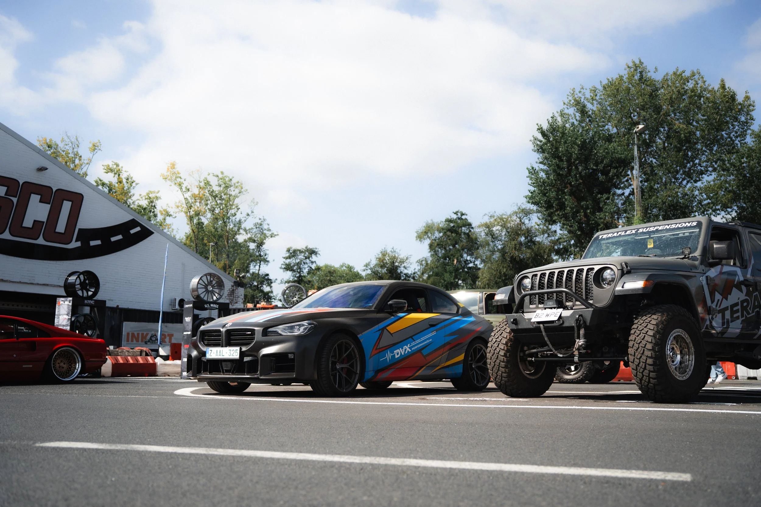 Inkart cars karts coffee yelu yenthe lufin puurs fotograaf puurs architectuur event automotive