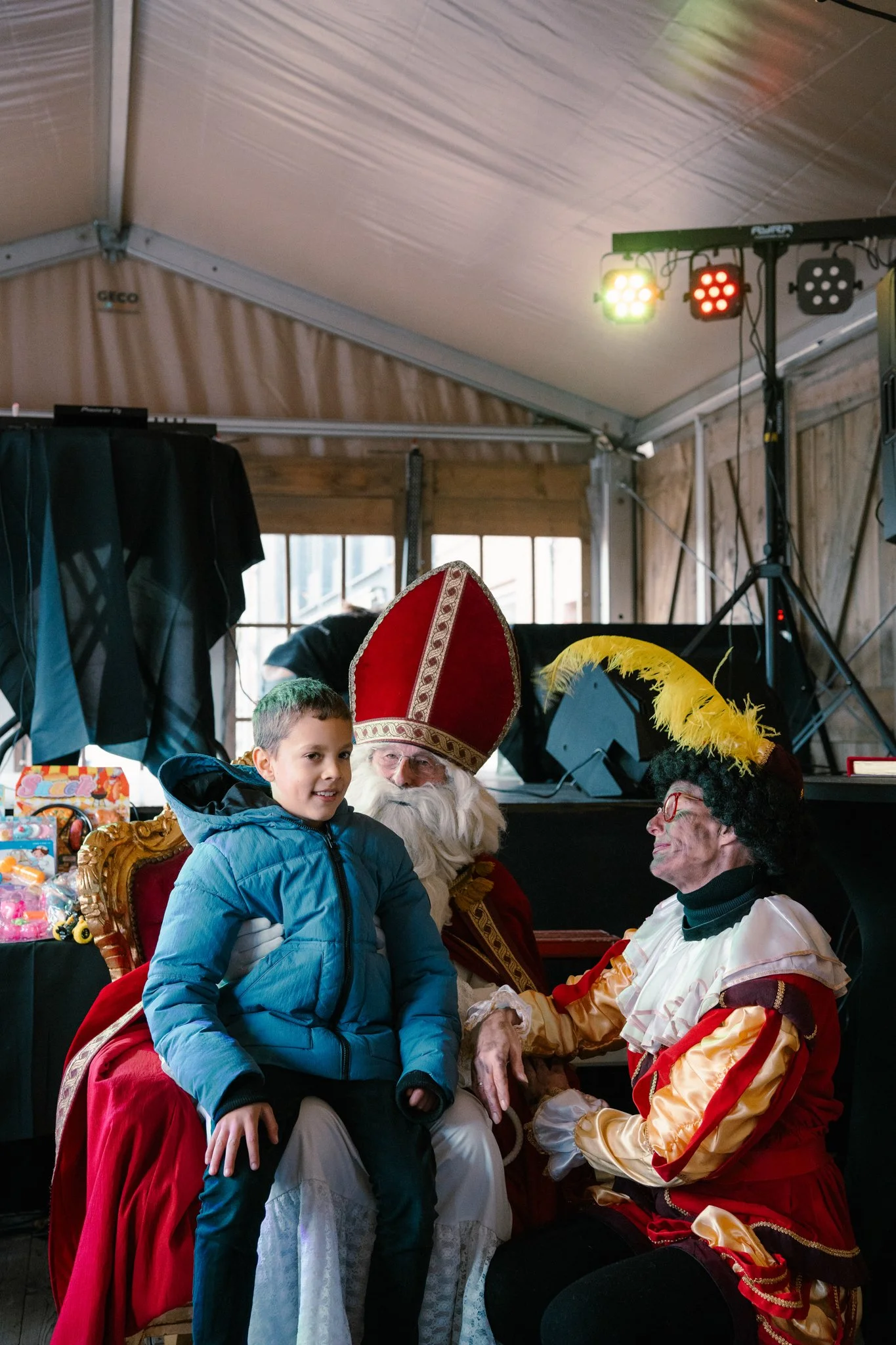 Fituur de statie ruisbroek 10 jaar yelu yenthe lufin puurs fotograaf puurs architectuur event automotive