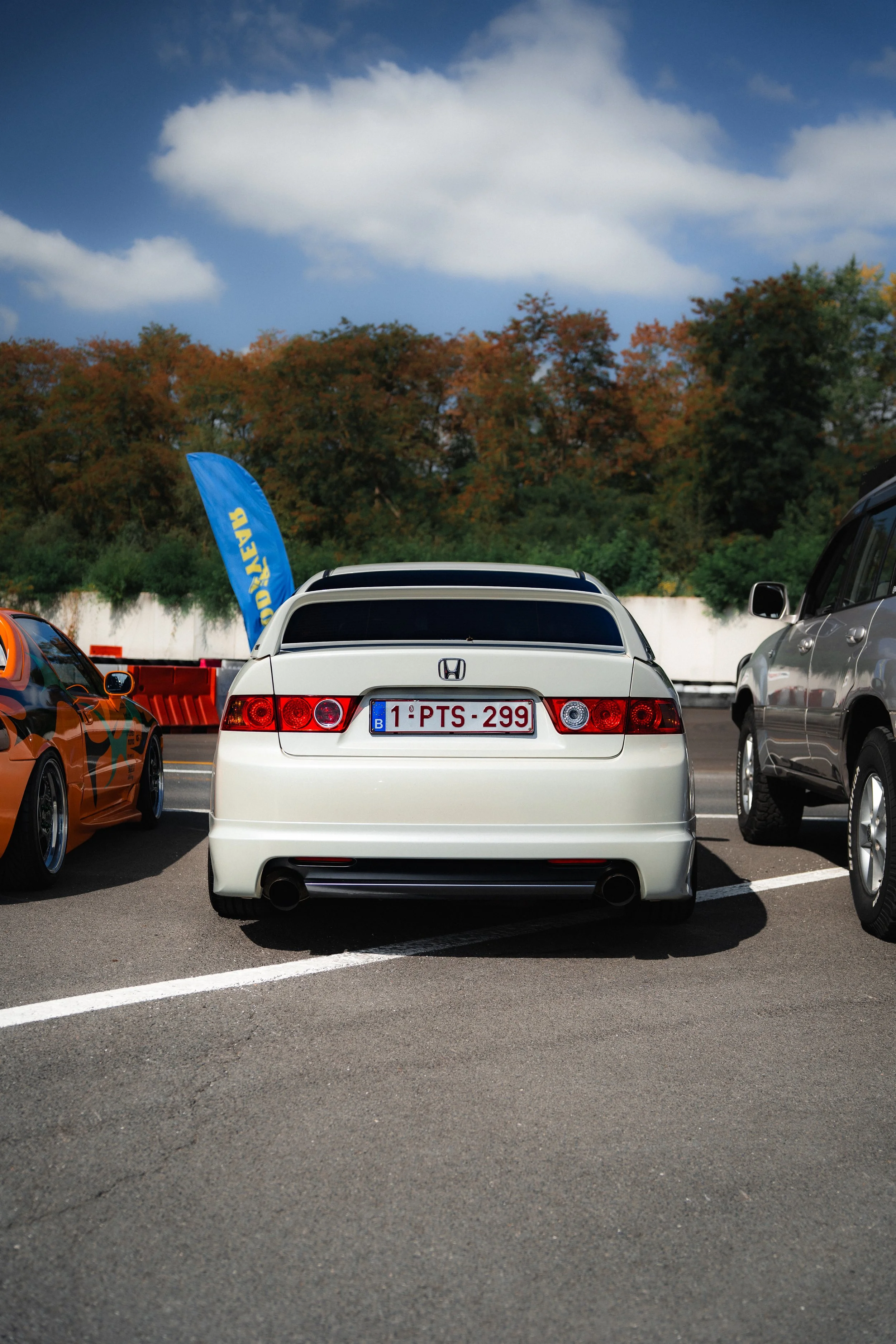 Inkart cars karts coffee yelu yenthe lufin puurs fotograaf puurs architectuur event automotive