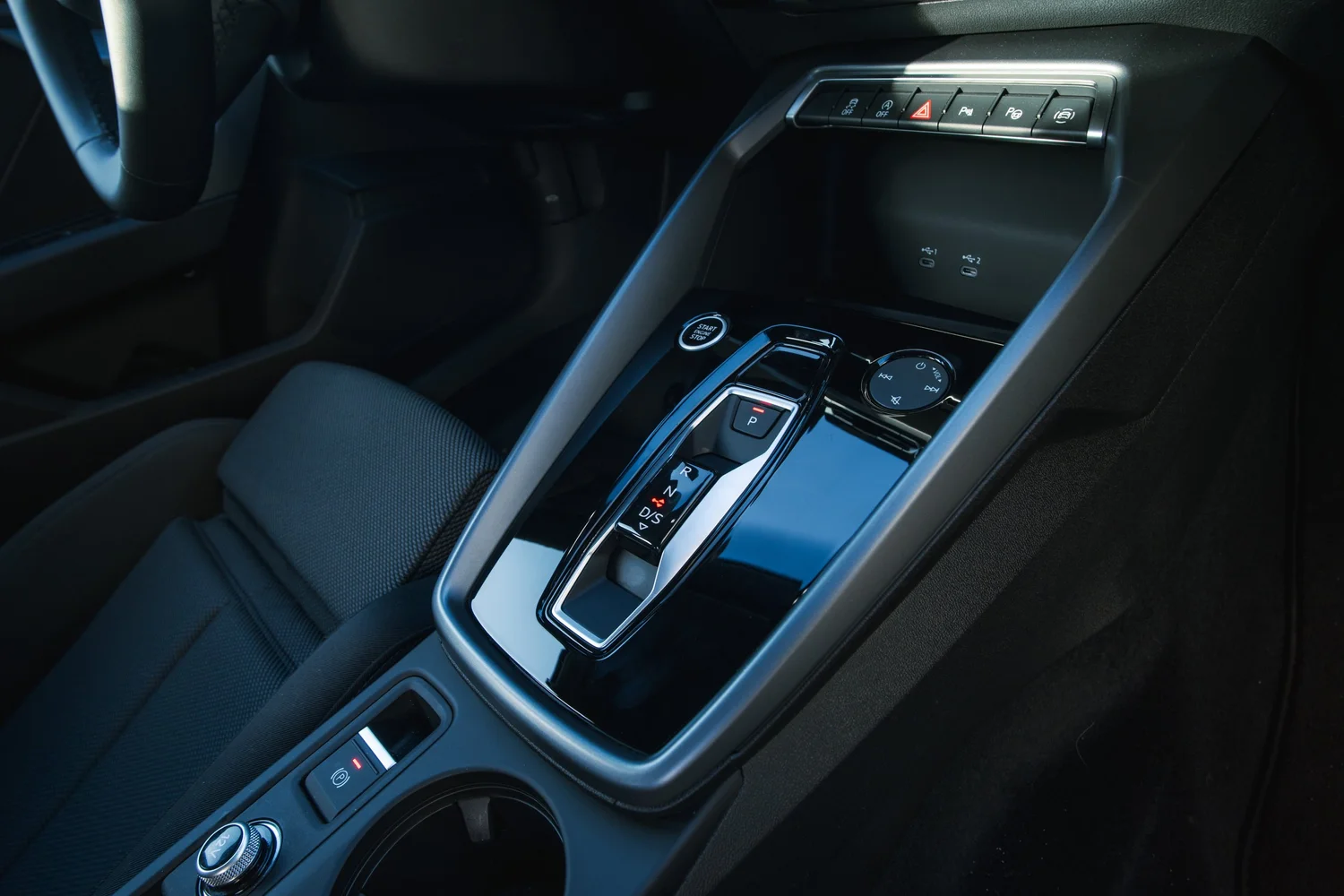 Audi A3, op locatie, automotive fotografie, fotograaf Puurs, yelu visuals