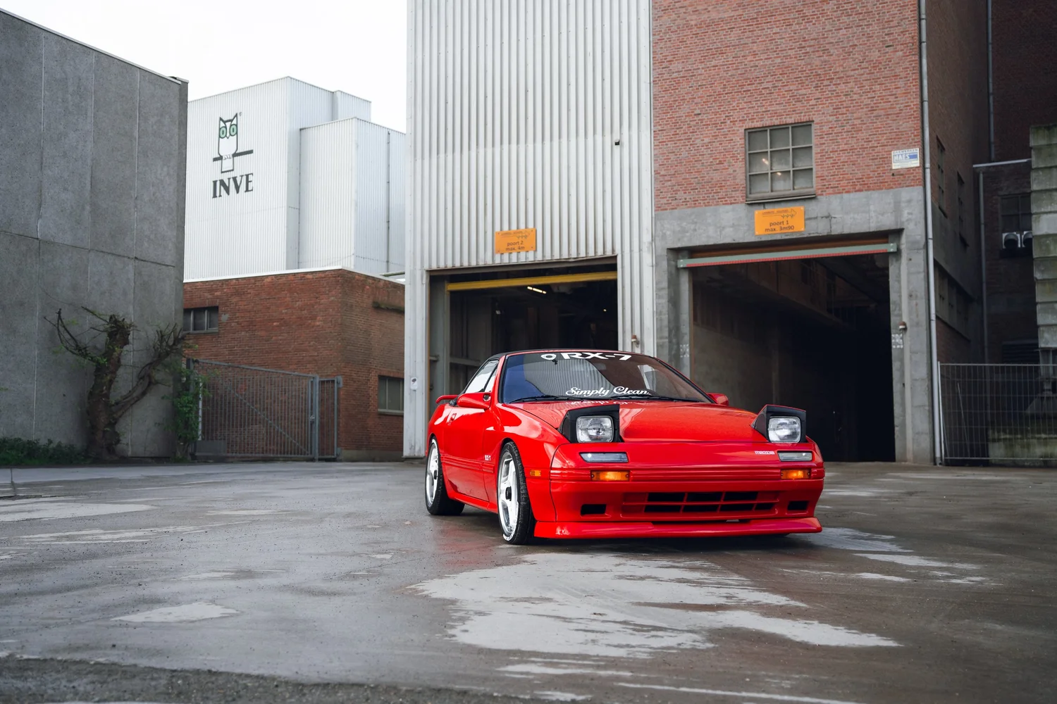 Mazda RX7 op locatie, automotive fotografie, fotograaf Puurs, yelu visuals