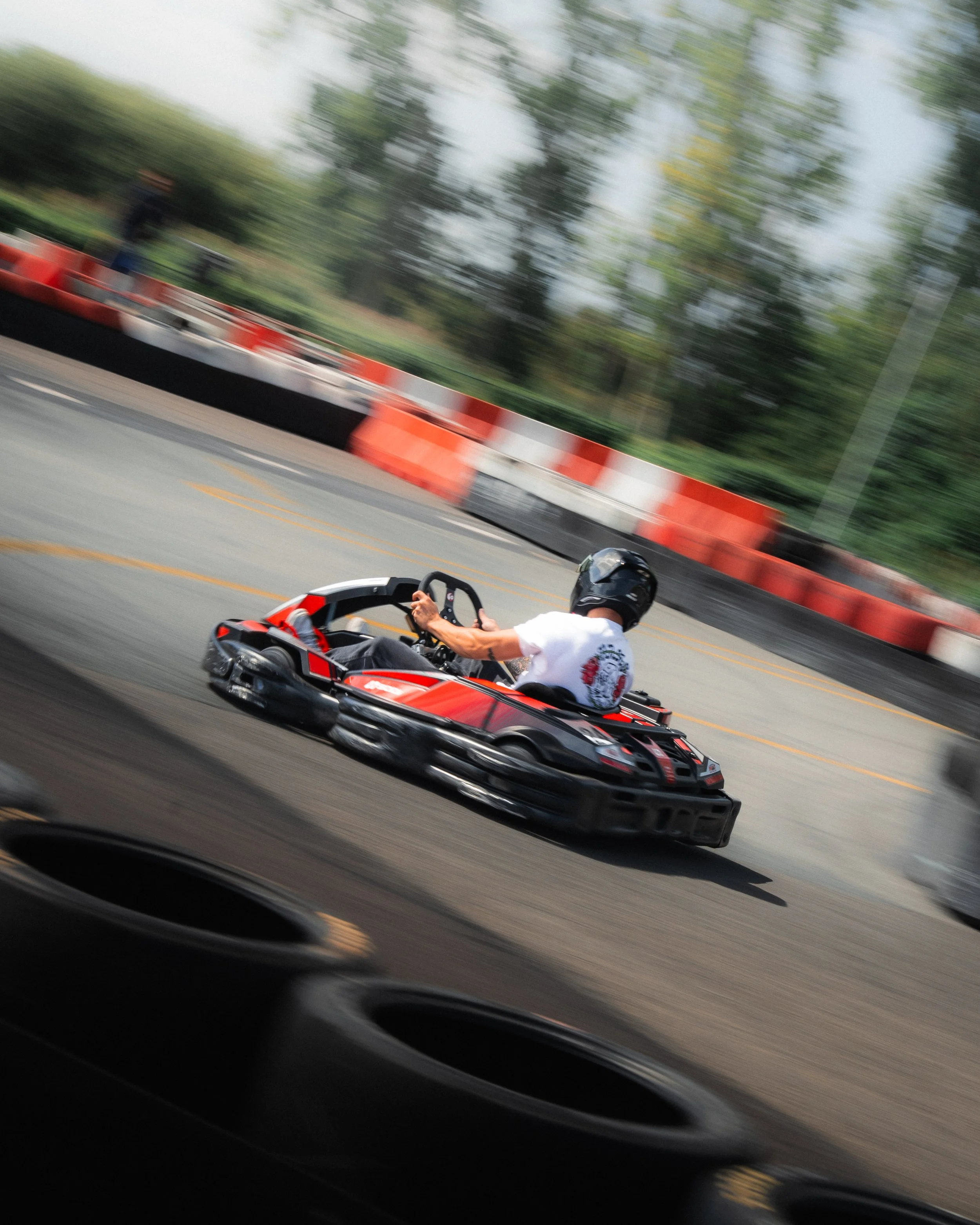 Inkart cars karts coffee yelu yenthe lufin puurs fotograaf puurs architectuur event automotive