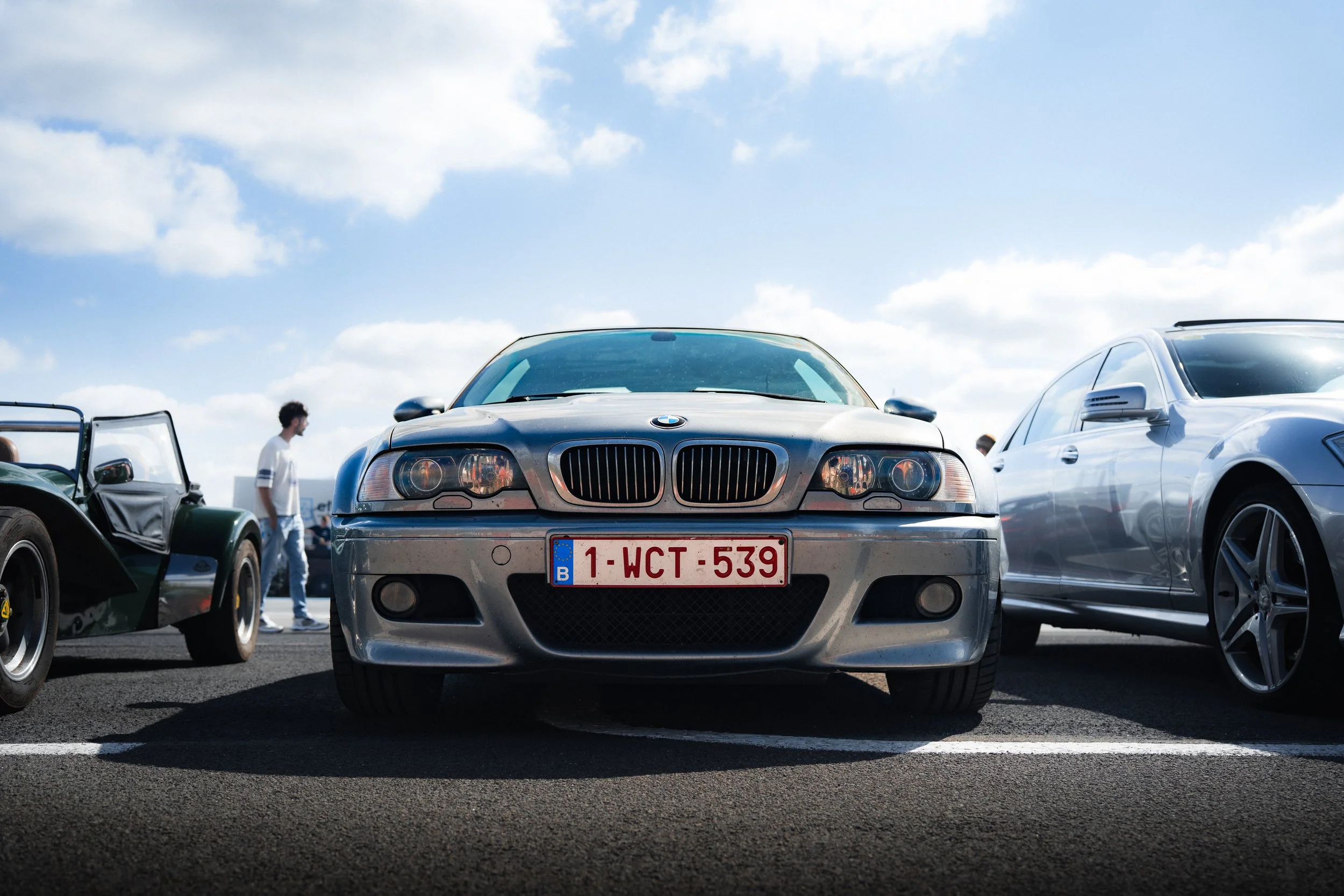 Inkart cars karts coffee yelu yenthe lufin puurs fotograaf puurs architectuur event automotive