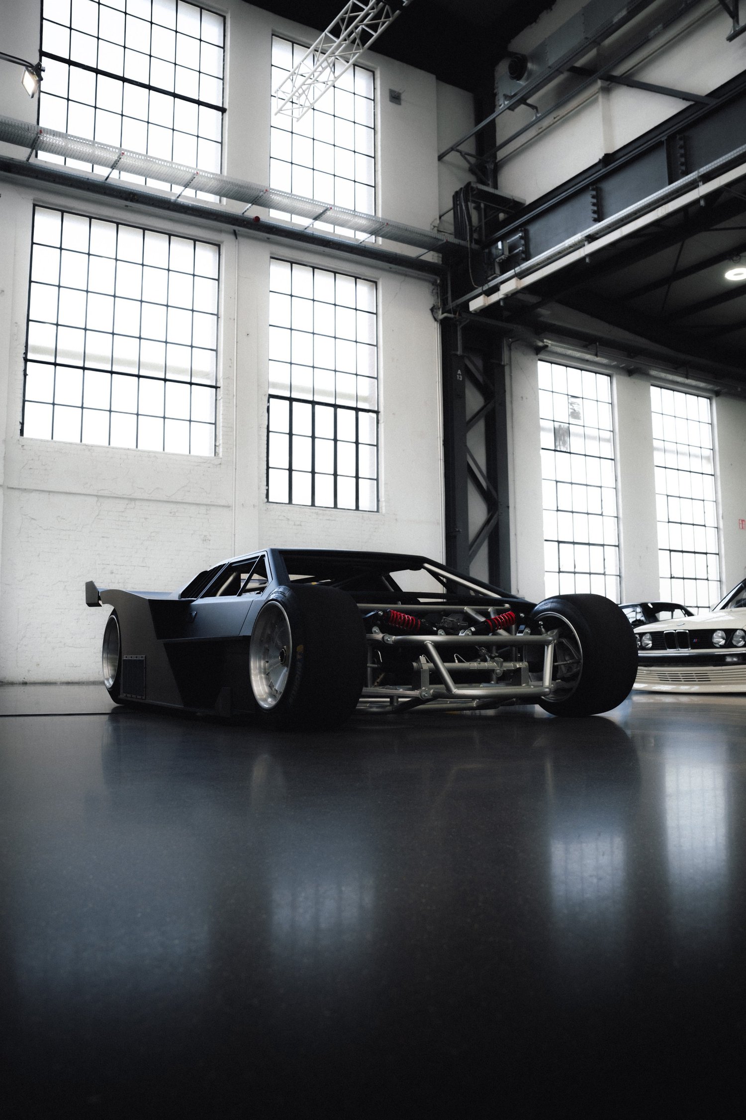 Holyhall ESP ONE automotive fotografie, fotograaf Puurs, Antwerpen, yelu visuals